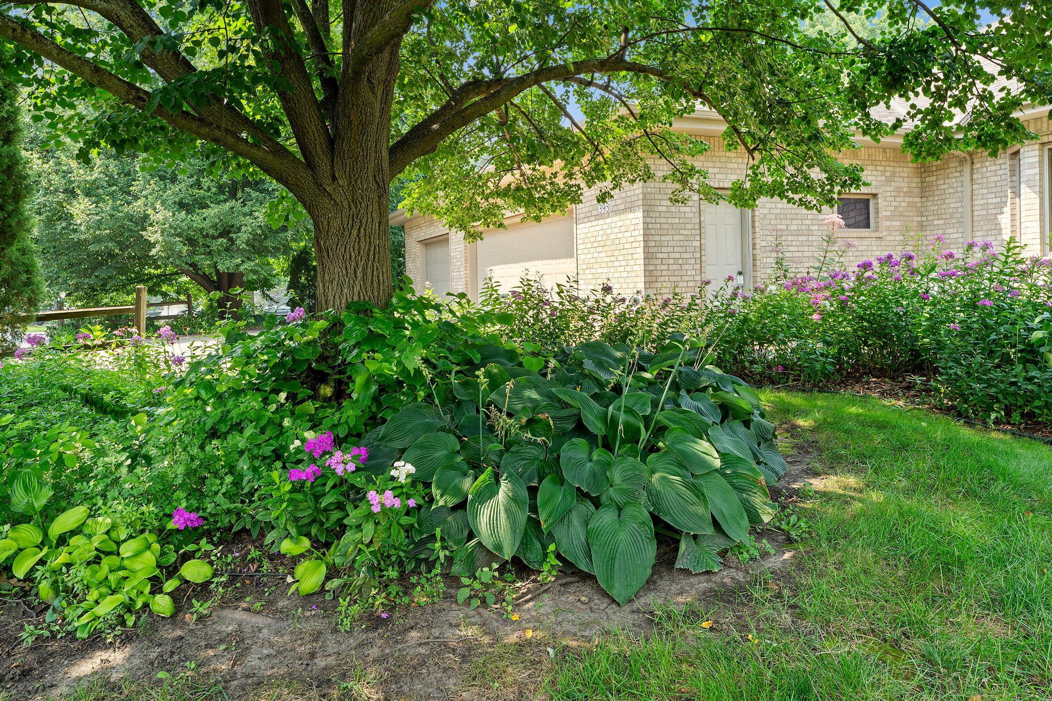 3931 Crestview Drive