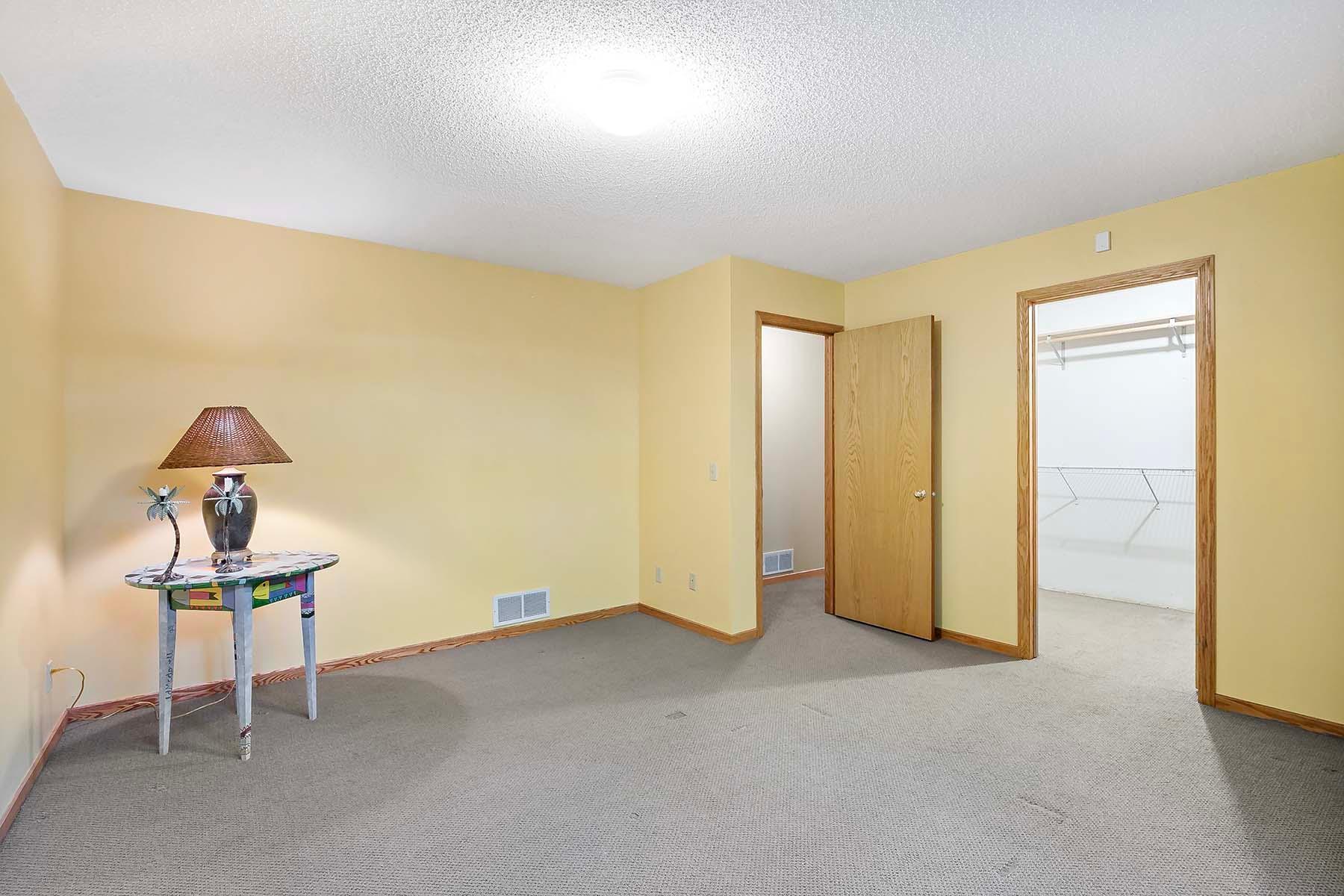 3931 Crestview Drive