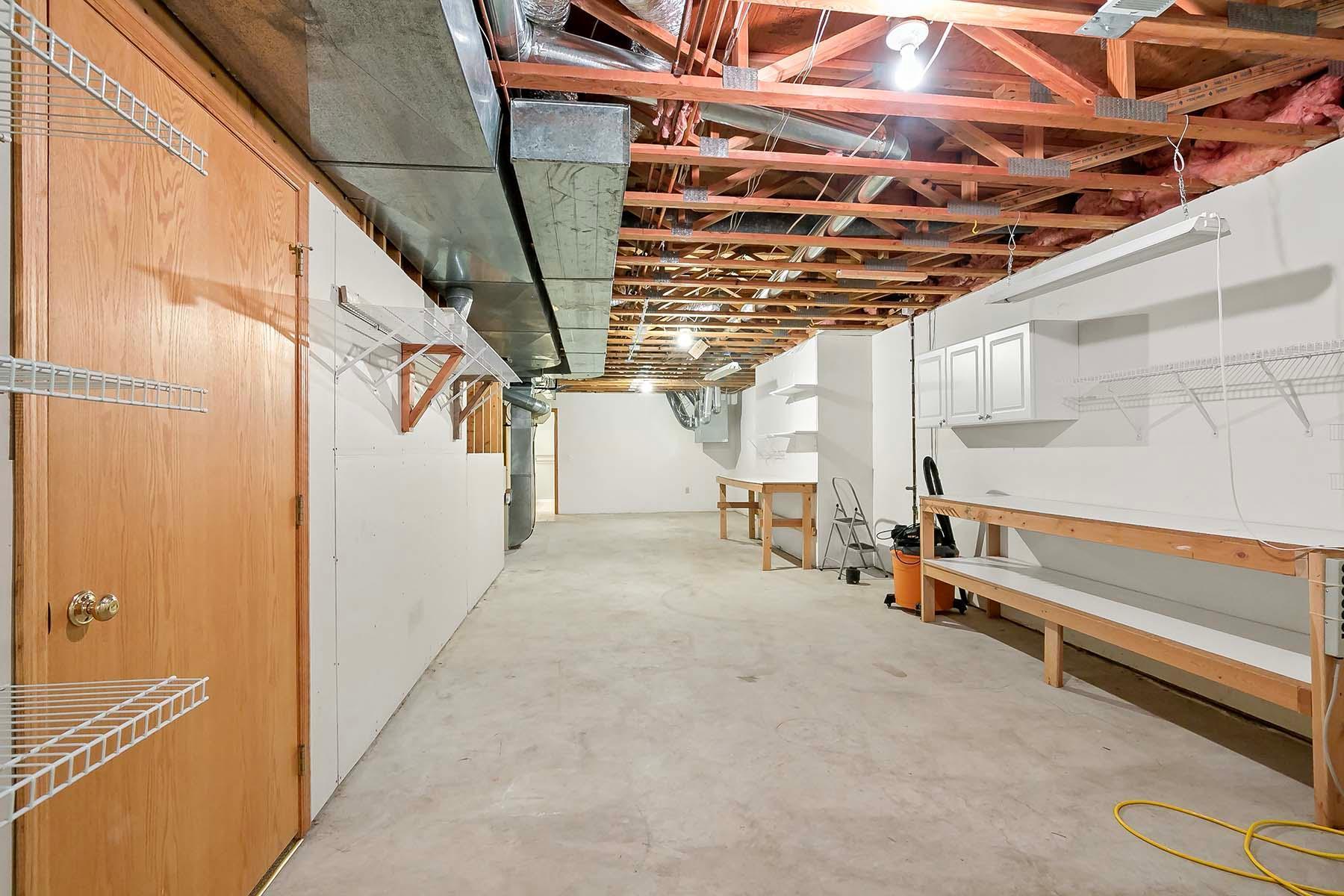 3931 Crestview Drive