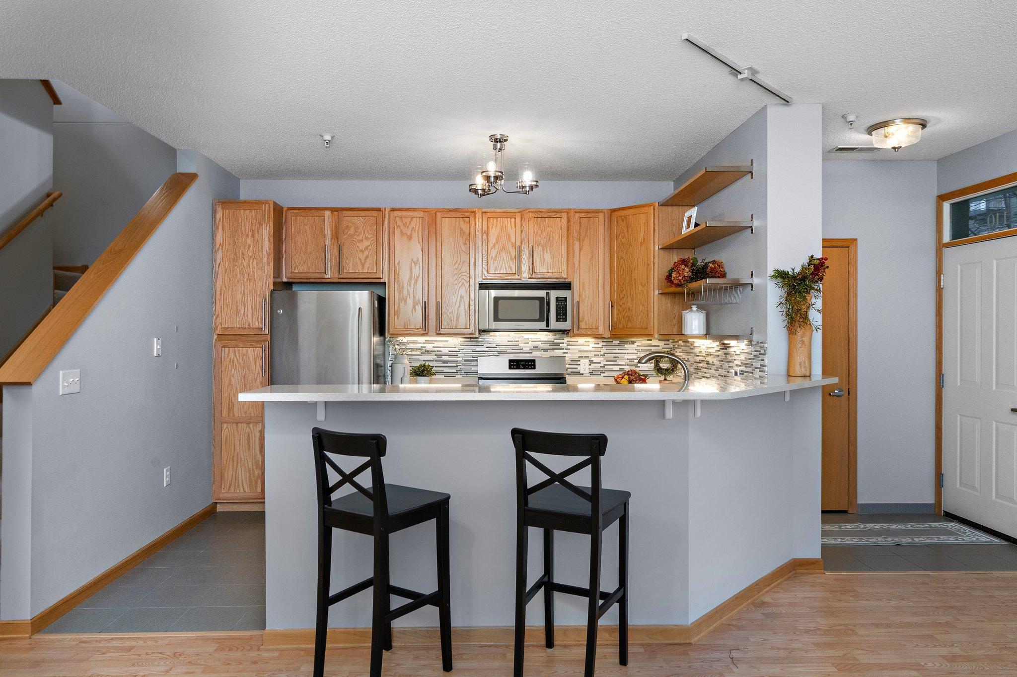 2566 Ellis Avenue Unit: 110