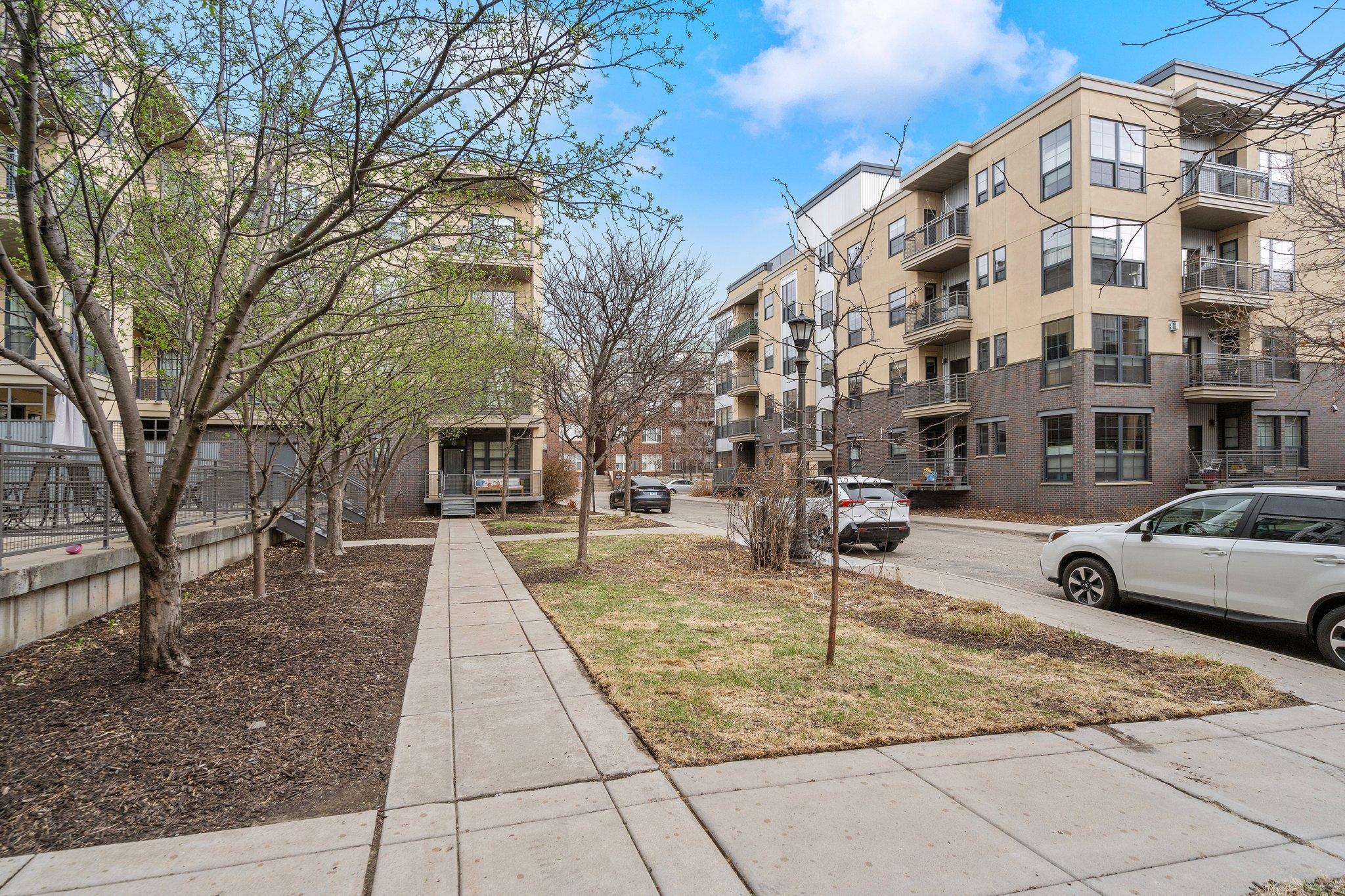 2566 Ellis Avenue Unit: 110