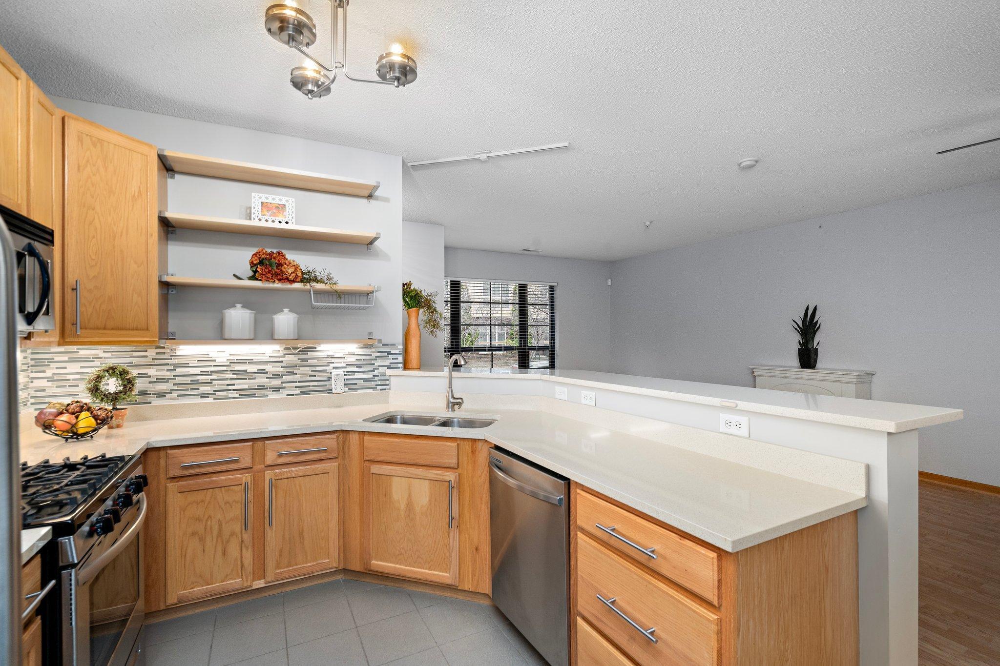 2566 Ellis Avenue Unit: 110