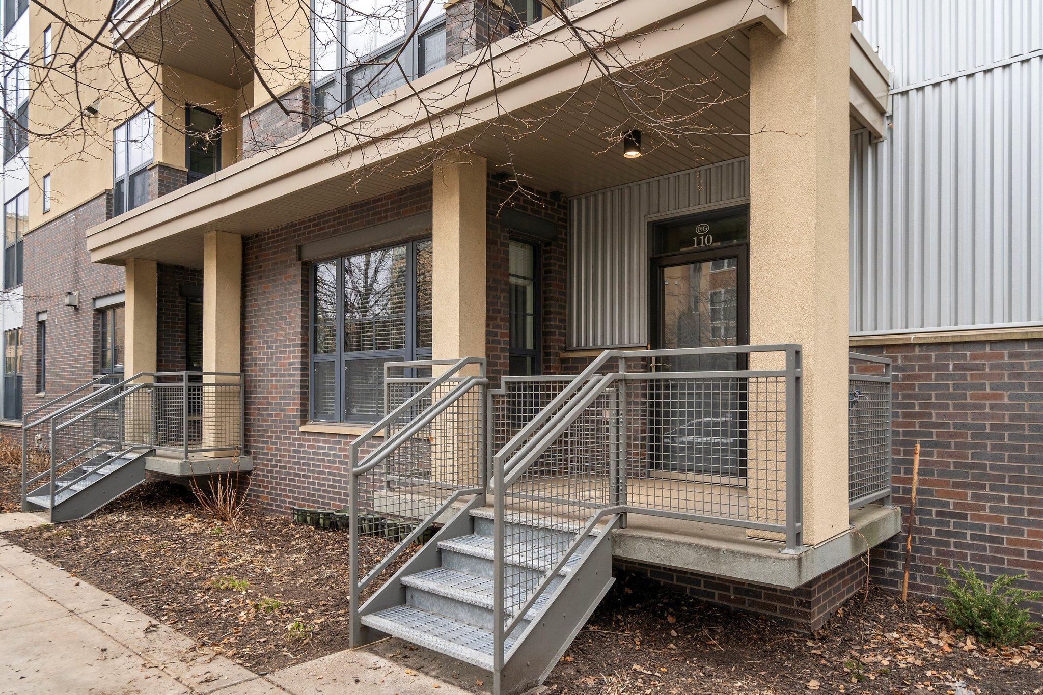 2566 Ellis Avenue Unit: 110