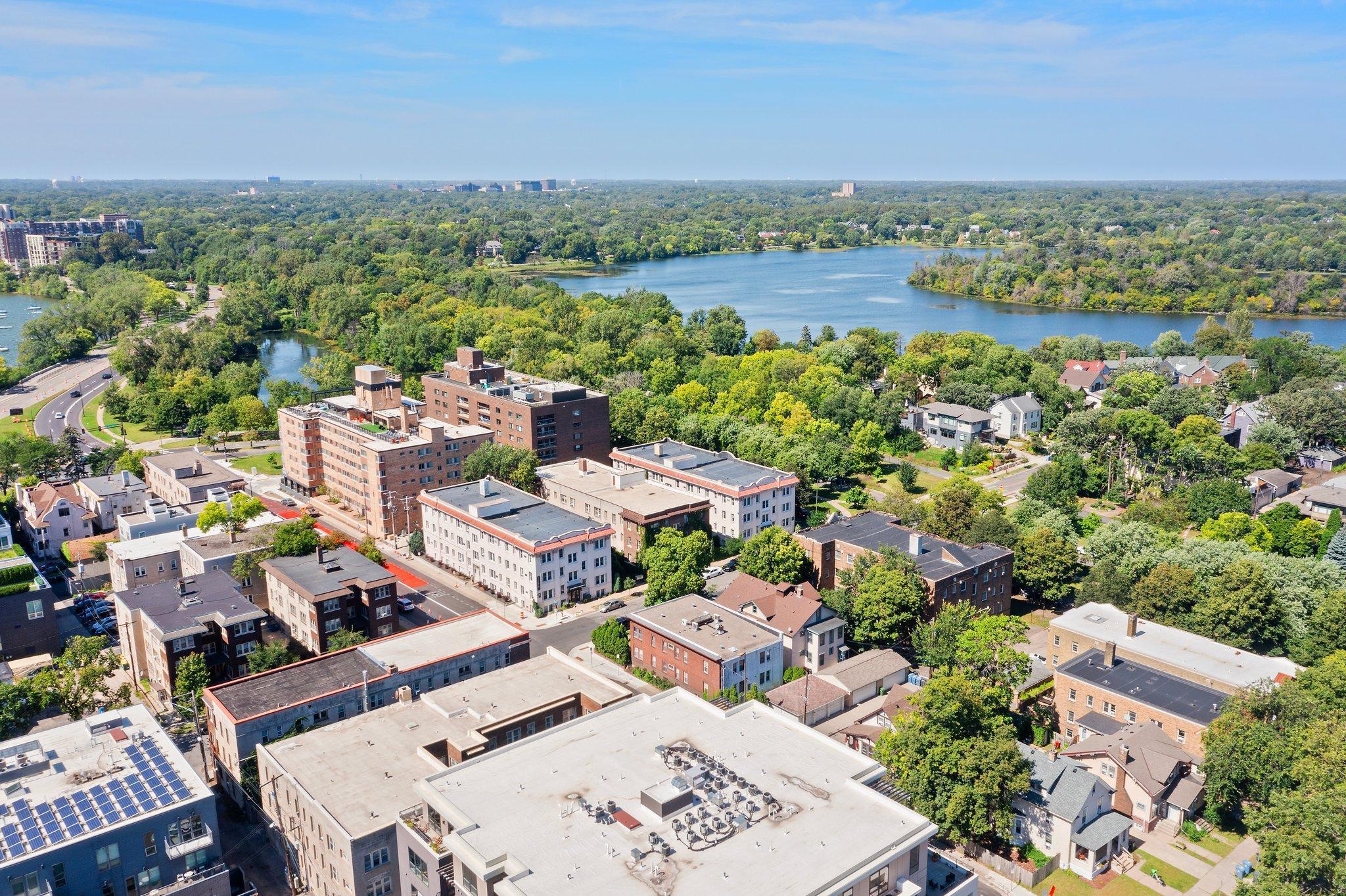 2895 James Avenue S Unit: 2