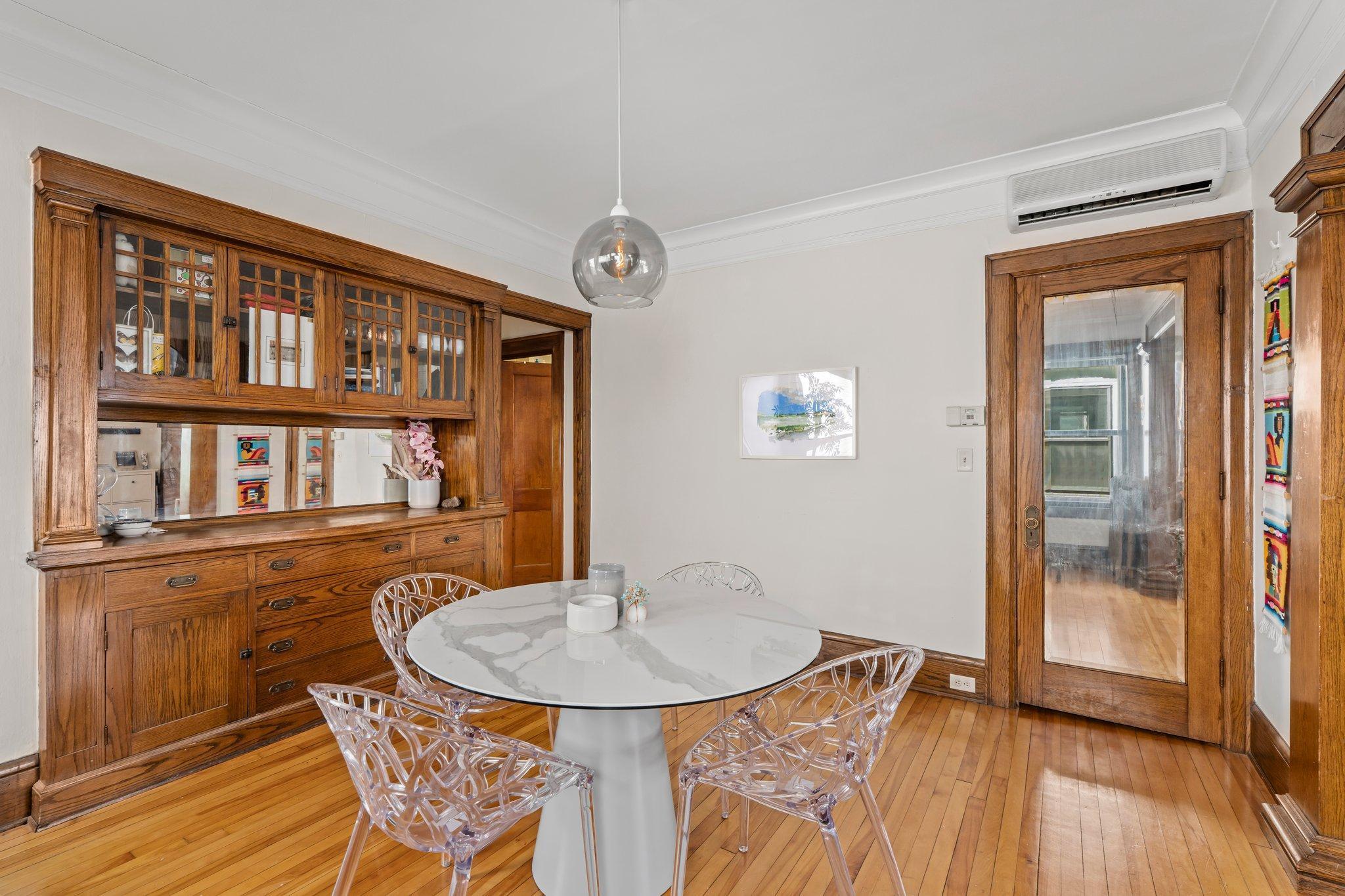 2895 James Avenue S Unit: 2