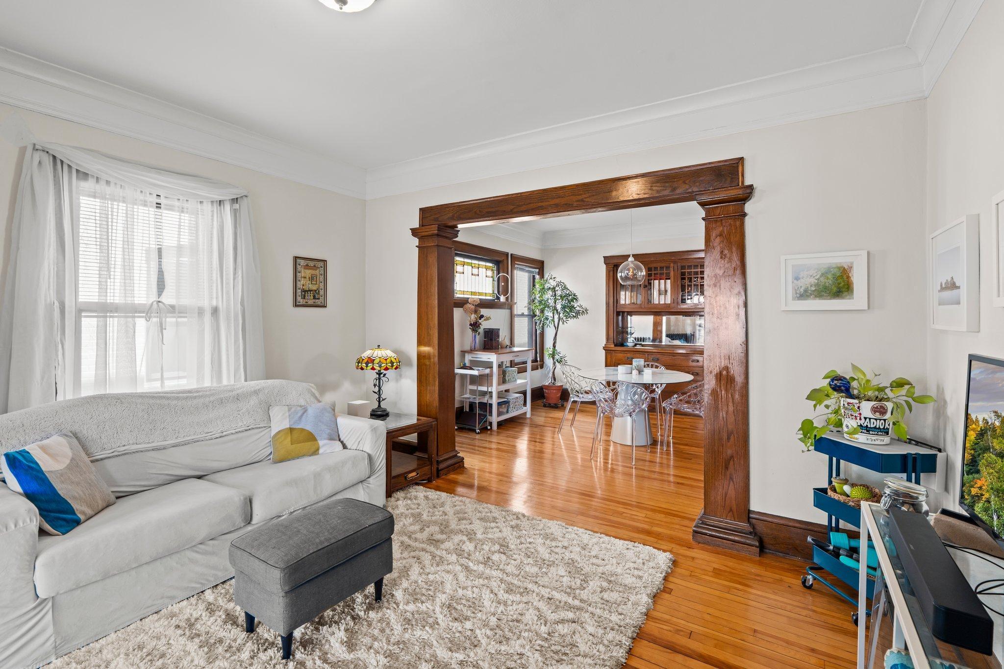 2895 James Avenue S Unit: 2