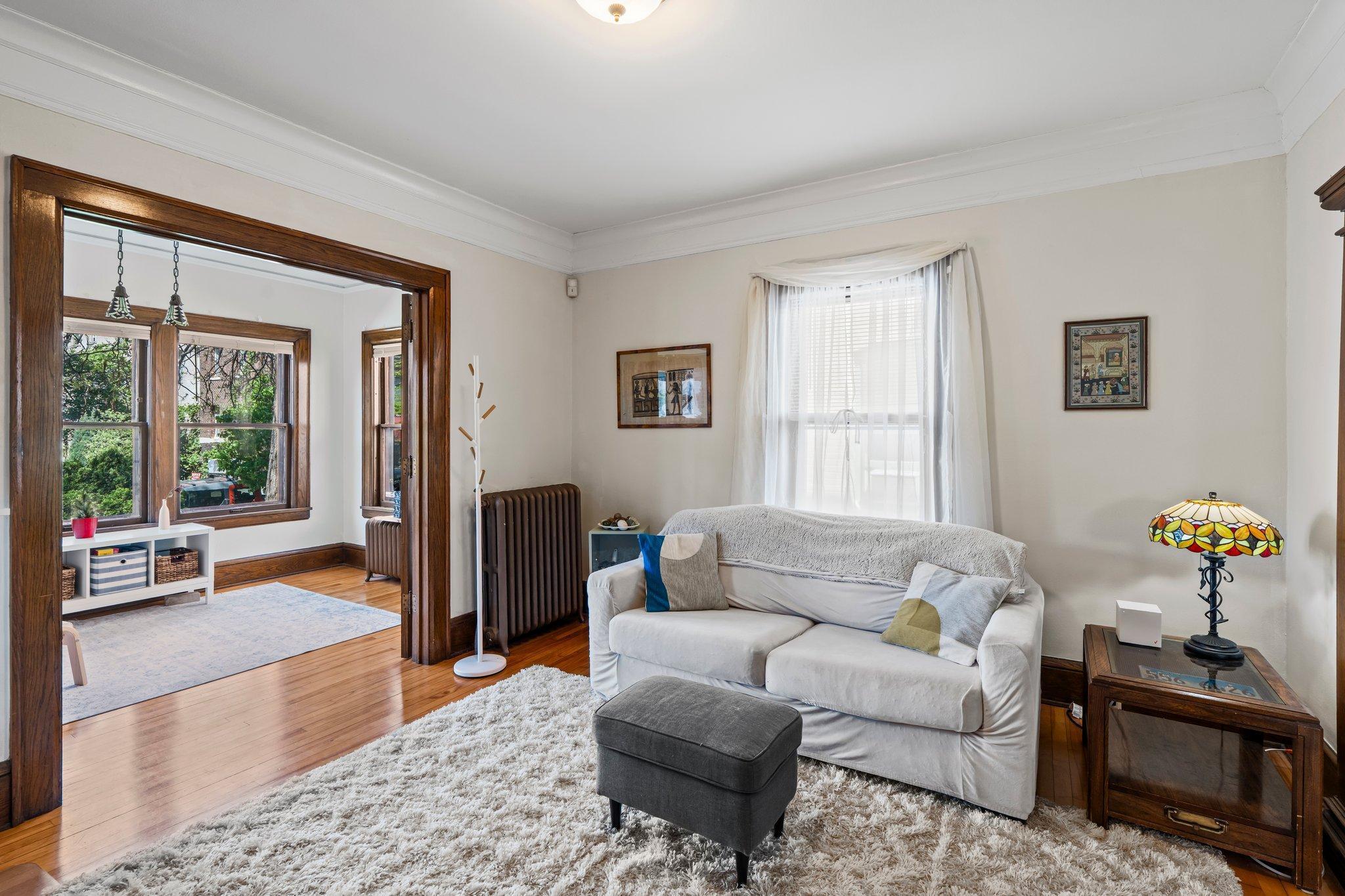 2895 James Avenue S Unit: 2