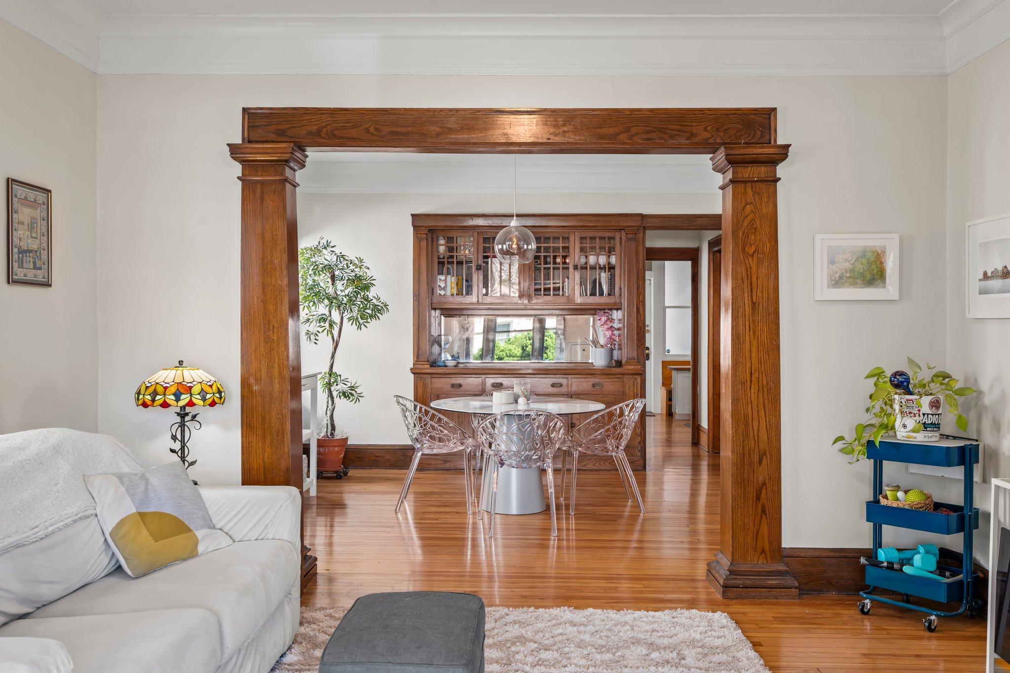 2895 James Avenue S Unit: 2