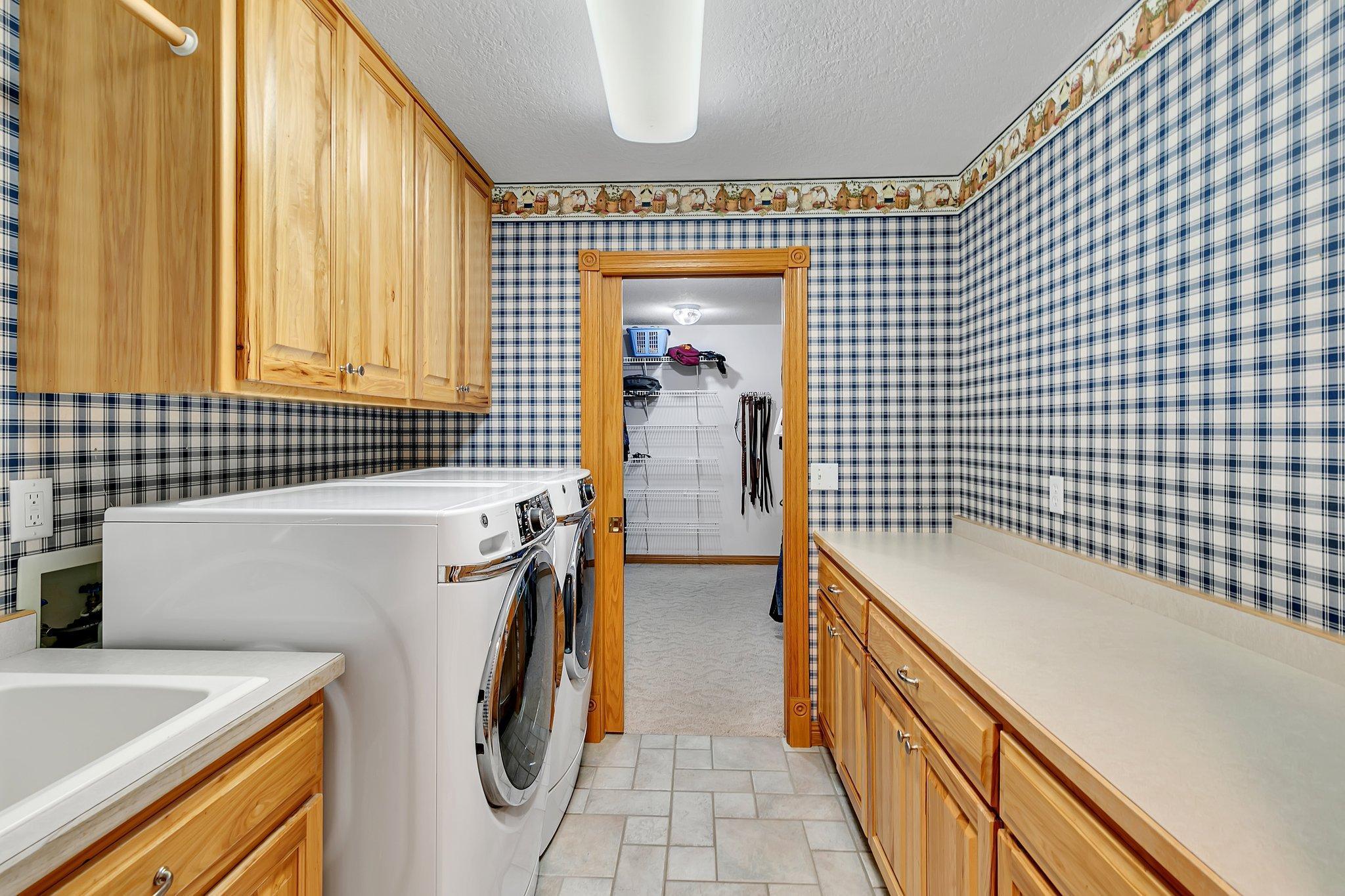5386 165th Street NE