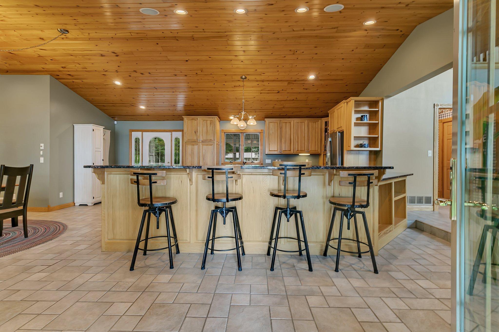 5386 165th Street NE