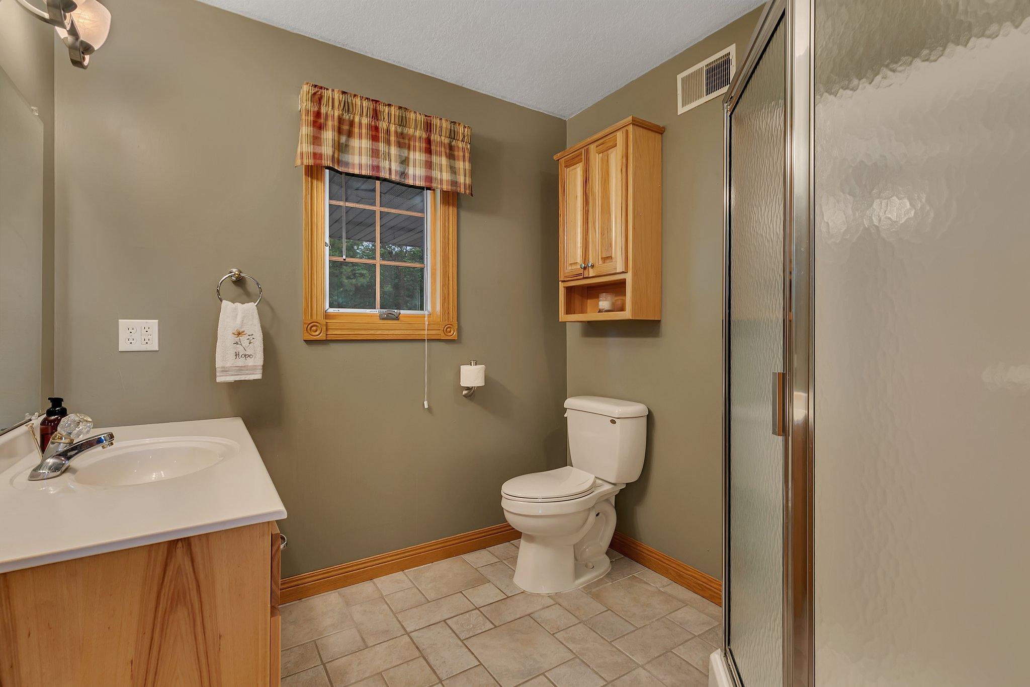 5386 165th Street NE