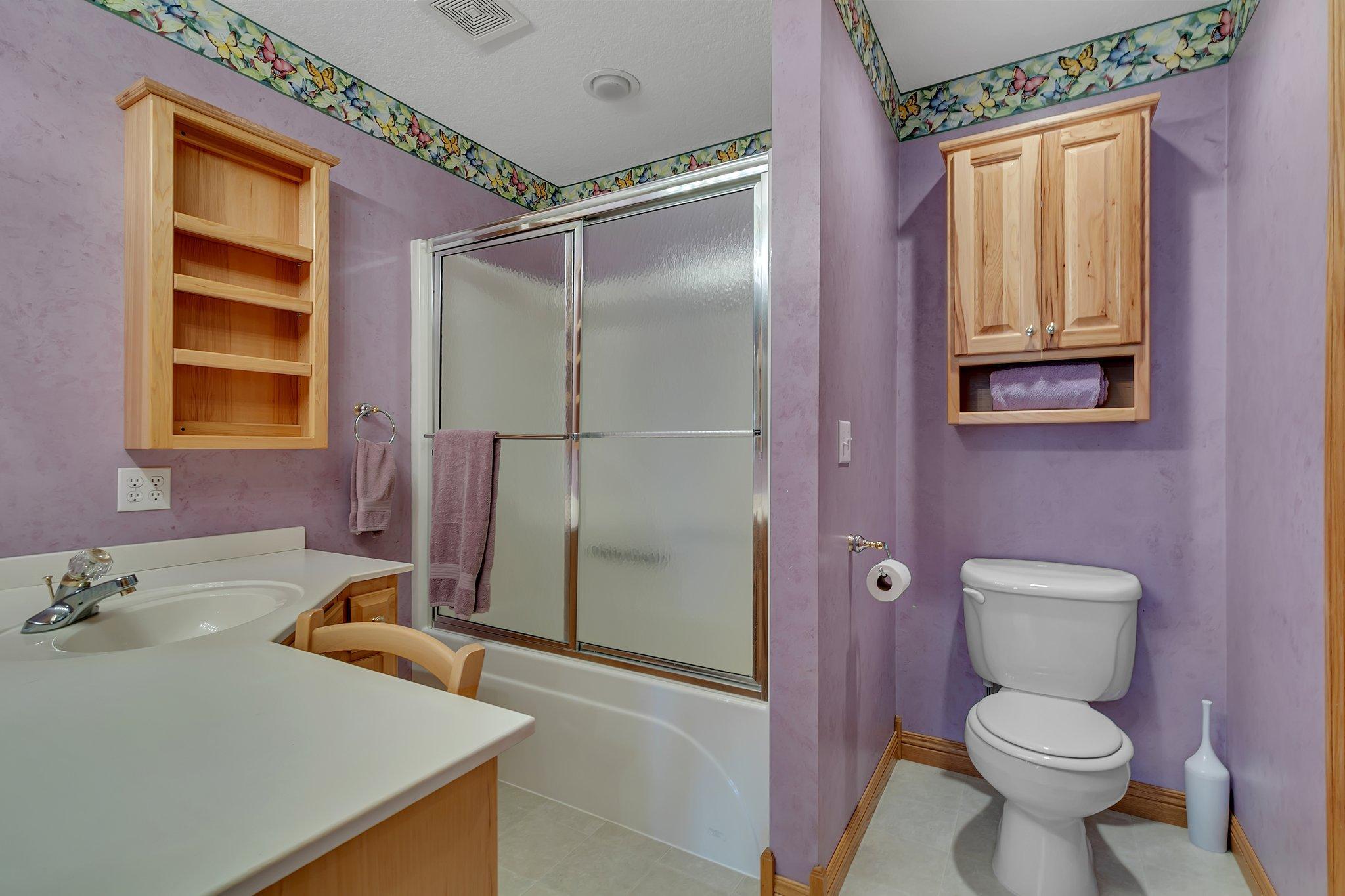 5386 165th Street NE