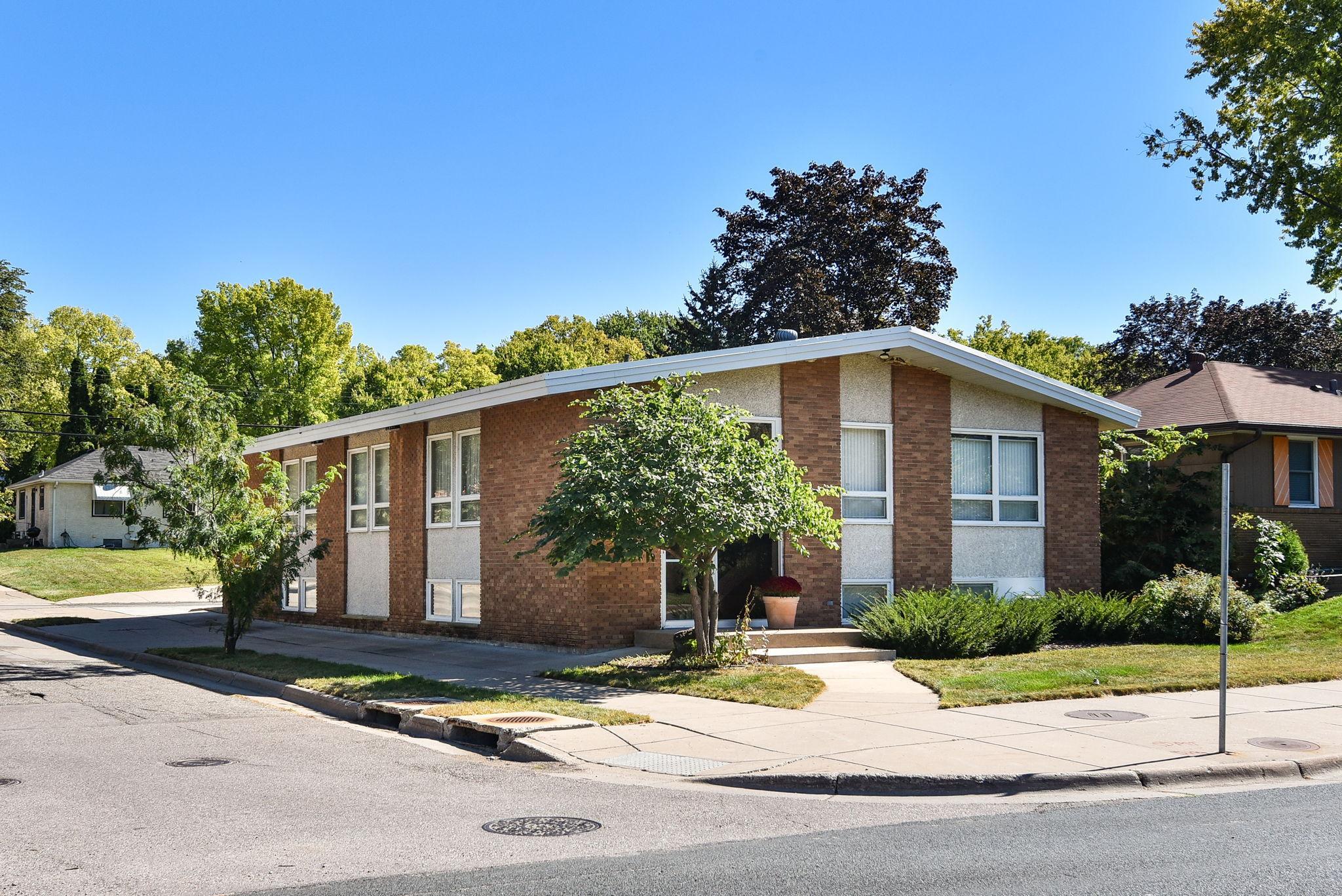 3359 Central Avenue NE