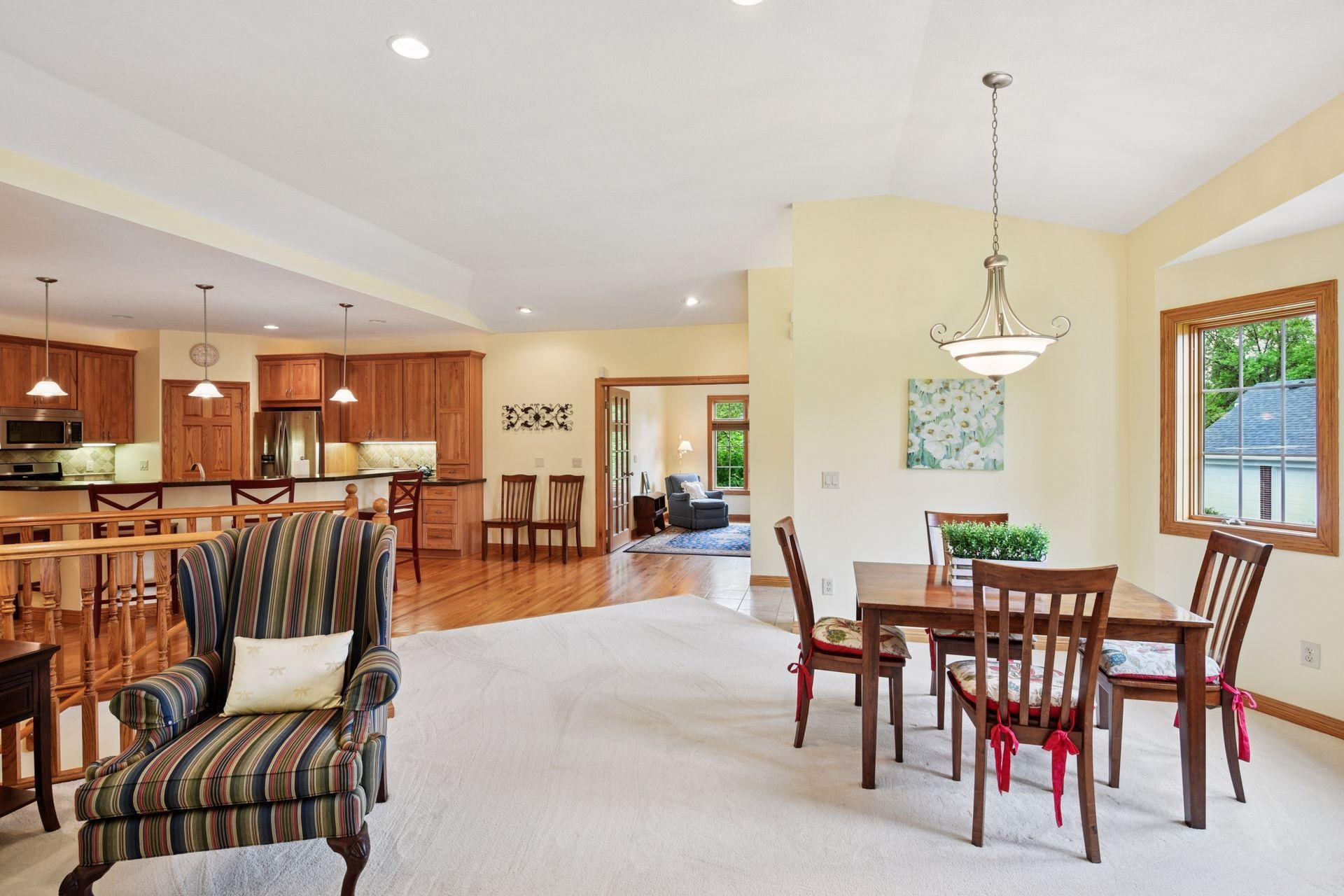 8820 Pointe Vista Drive
