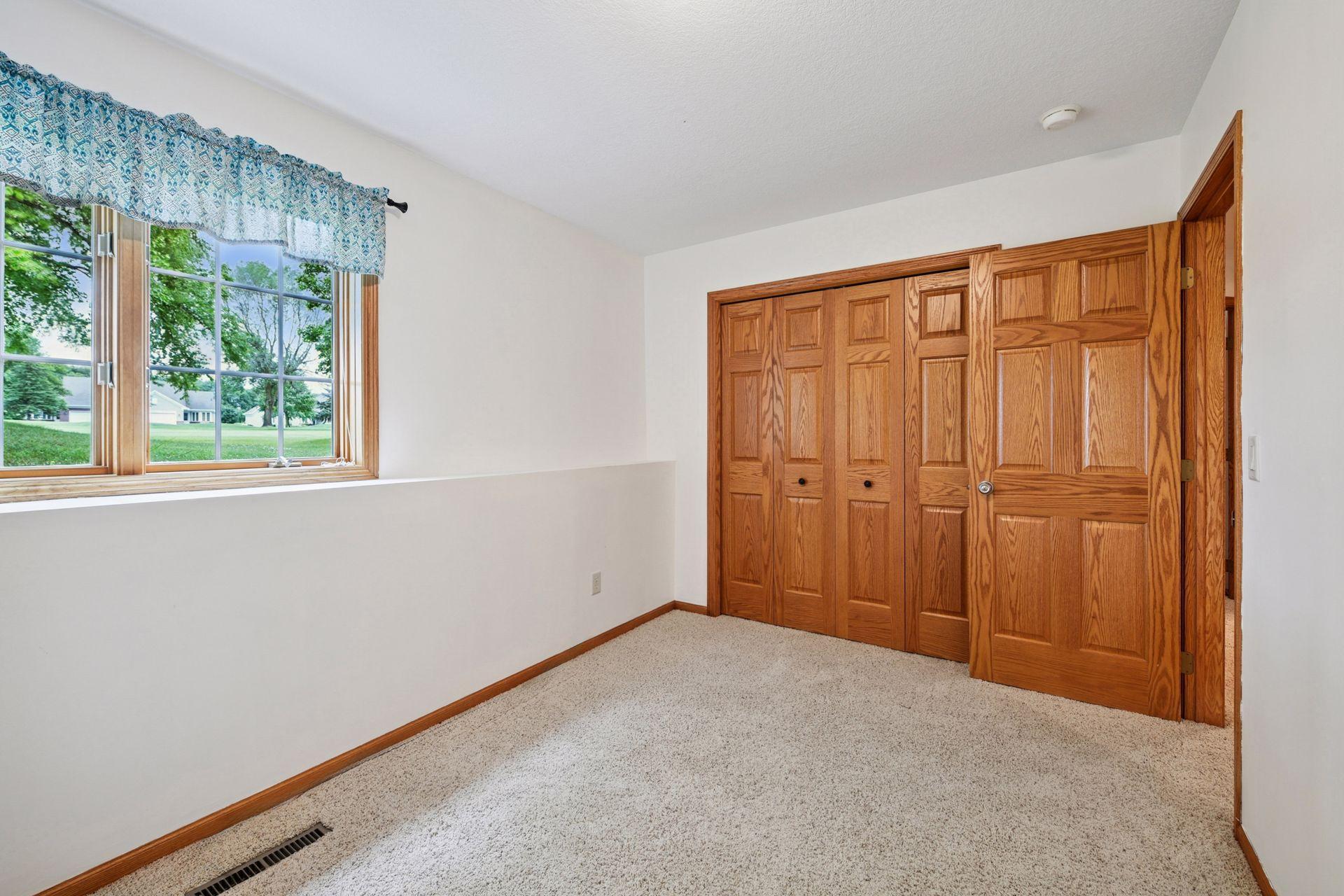 8820 Pointe Vista Drive