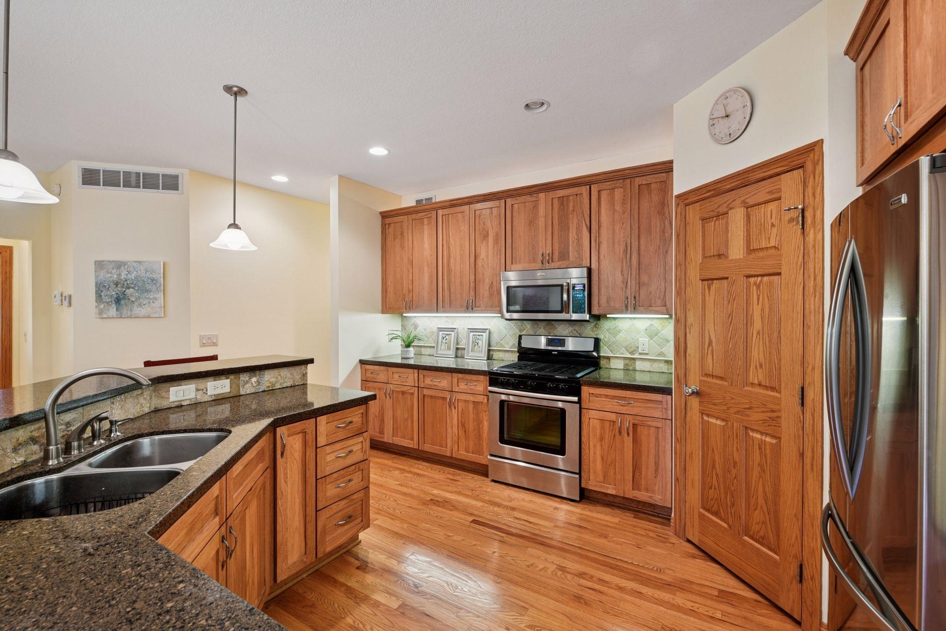 8820 Pointe Vista Drive