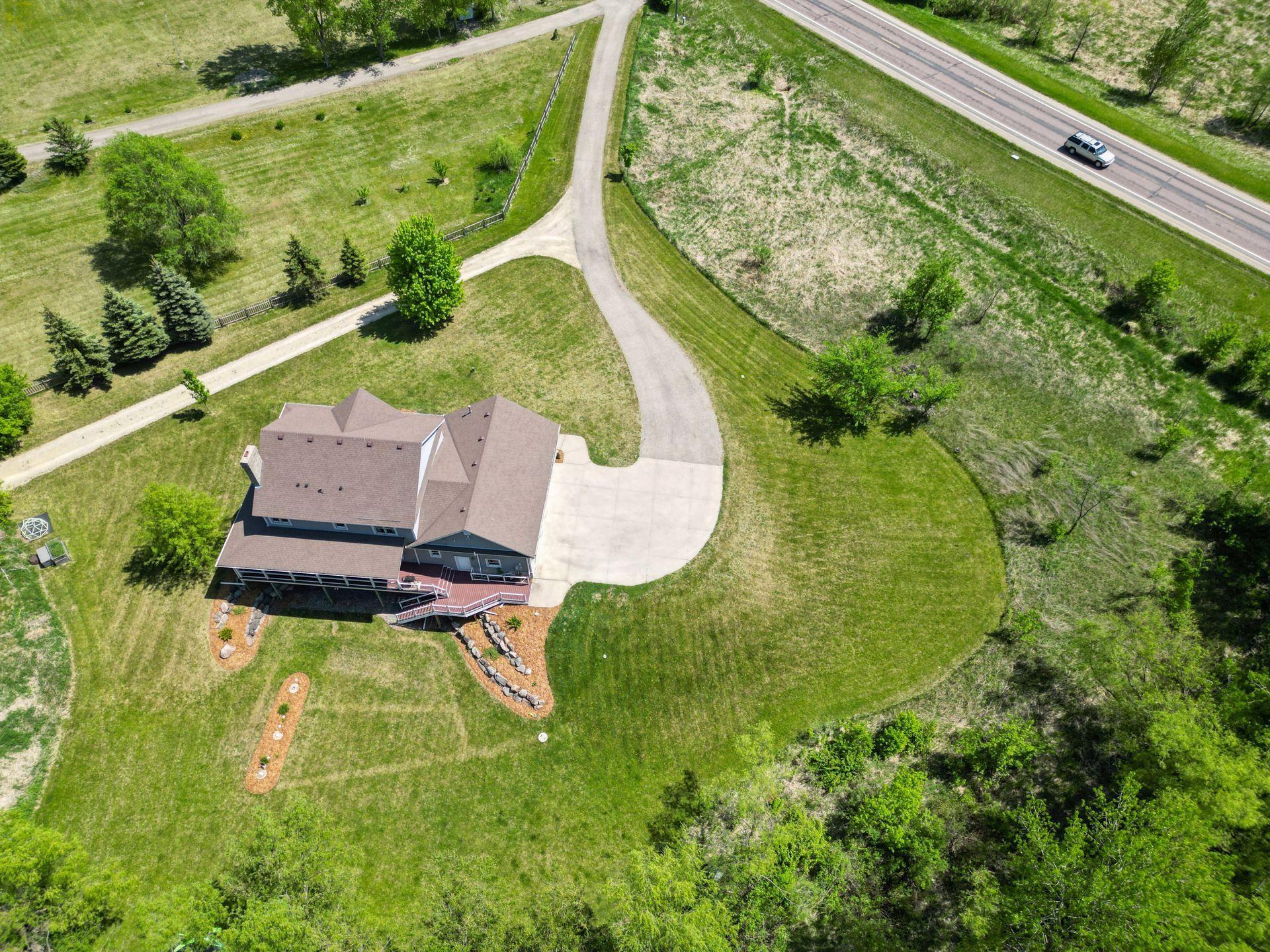 8360 E 280th Street