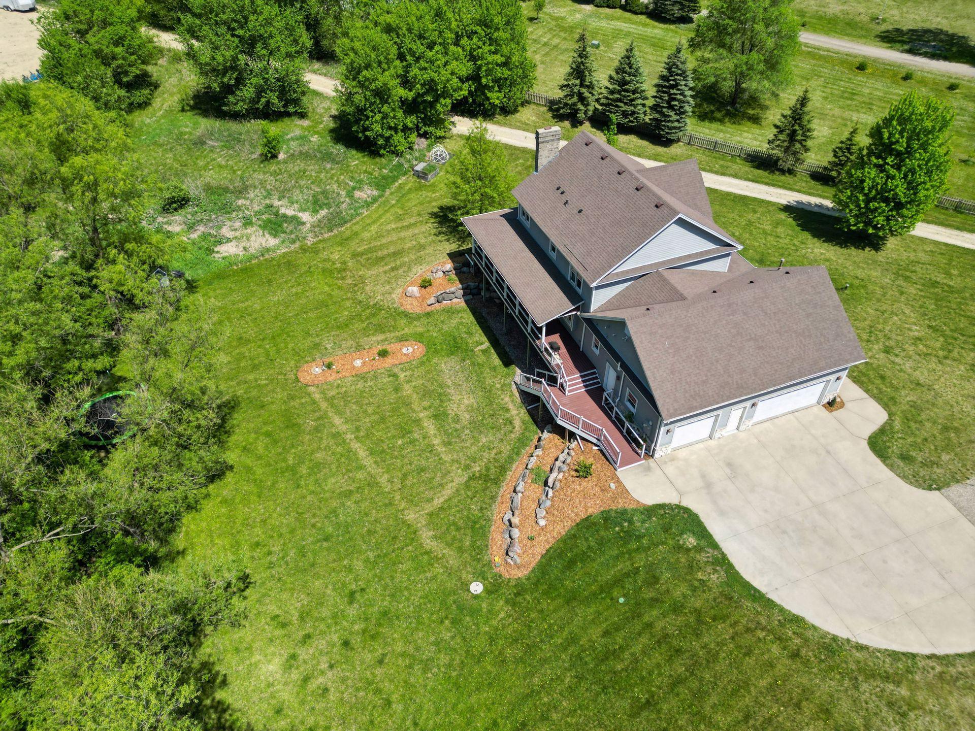 8360 E 280th Street