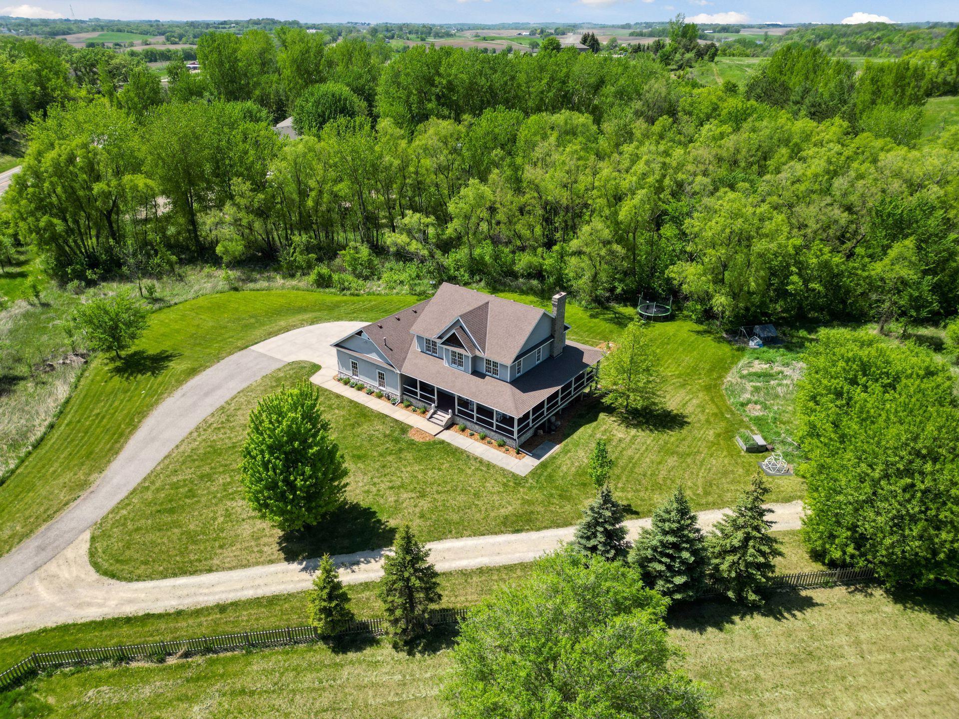 8360 E 280th Street