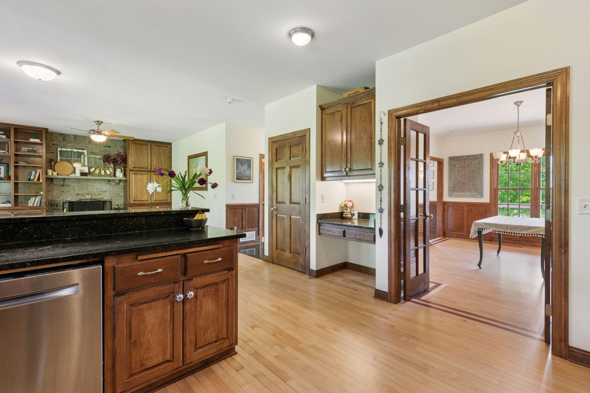 8360 E 280th Street