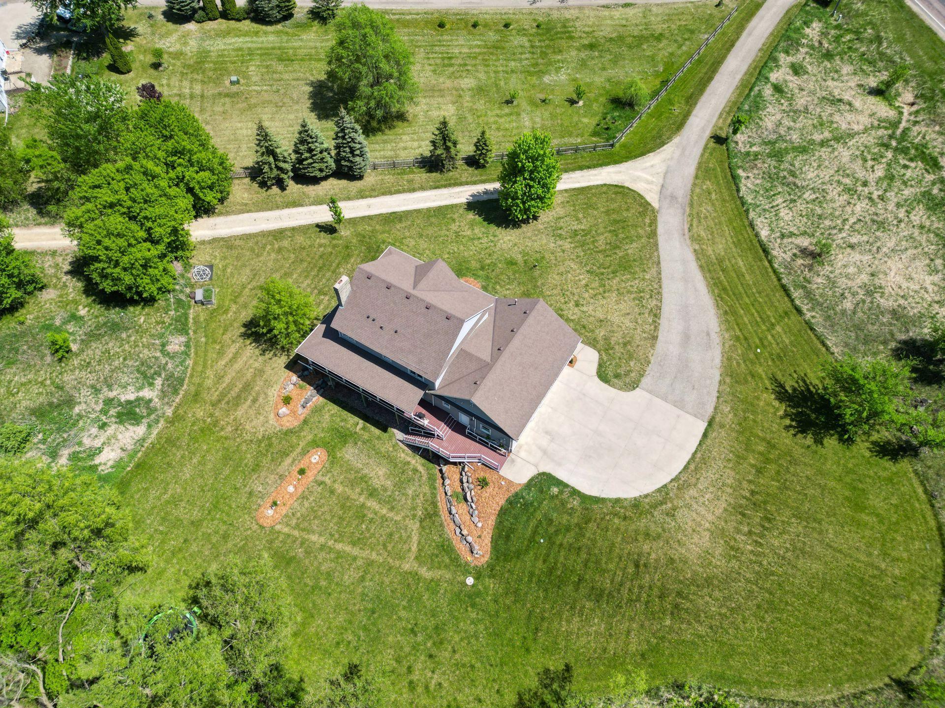 8360 E 280th Street