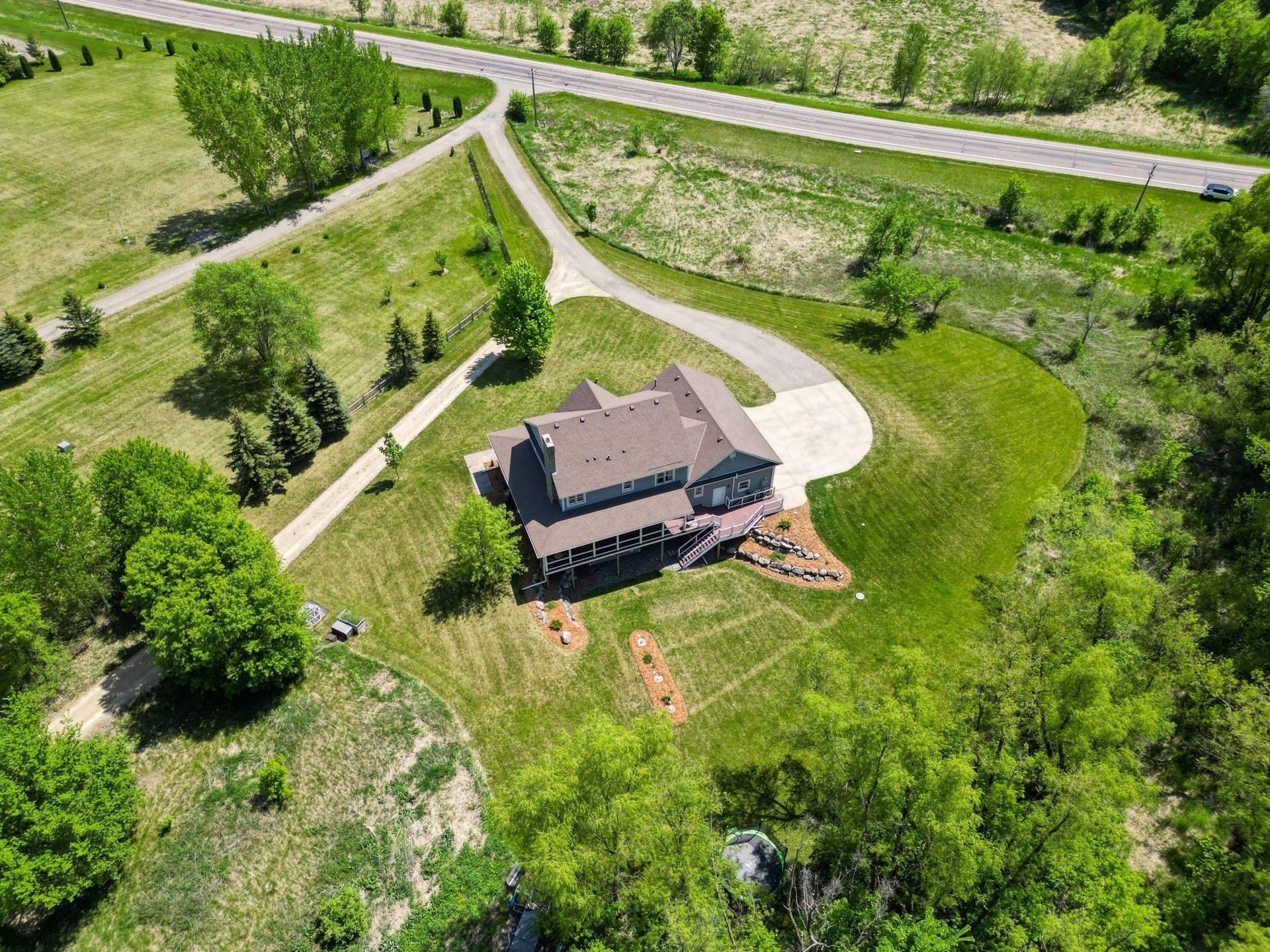 8360 E 280th Street