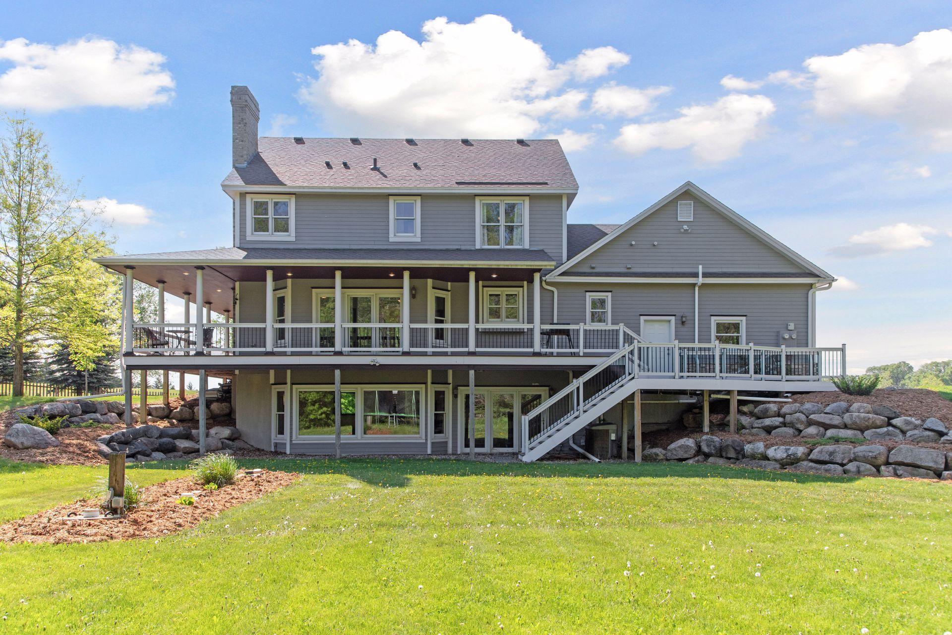 8360 E 280th Street