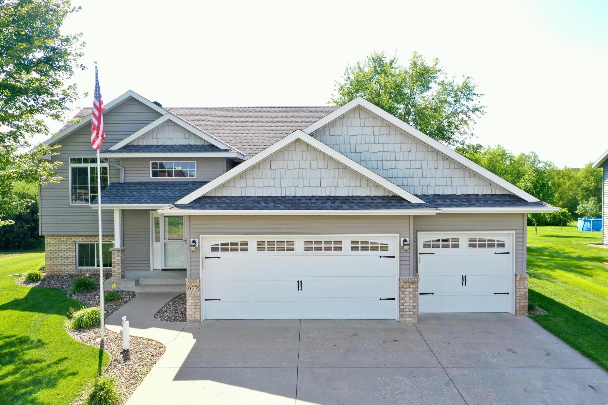972 Waters Edge Circle