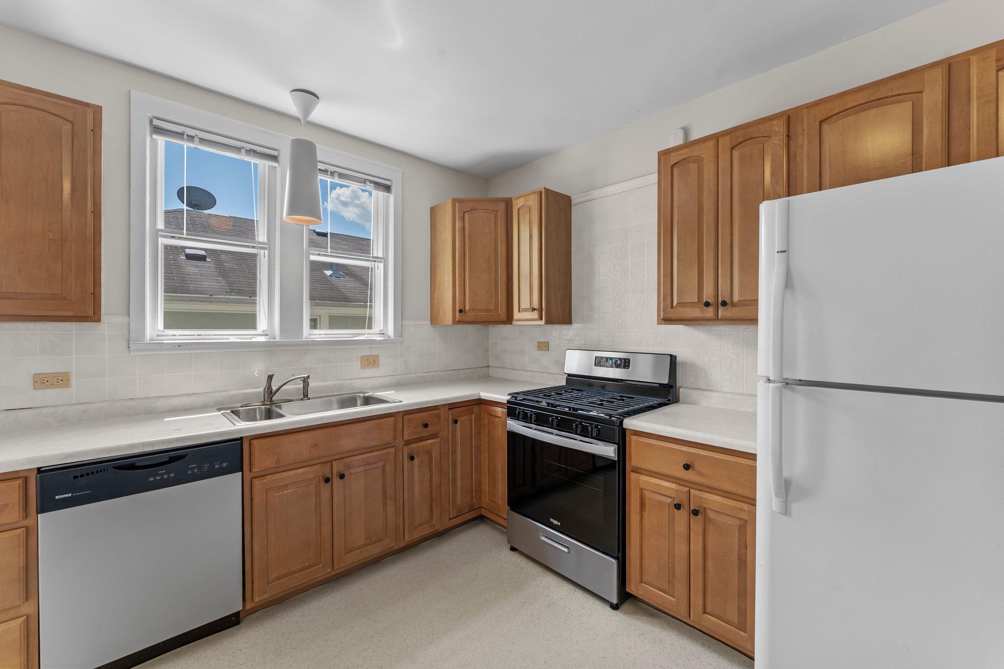 4437 Vincent Avenue S Unit: Upper