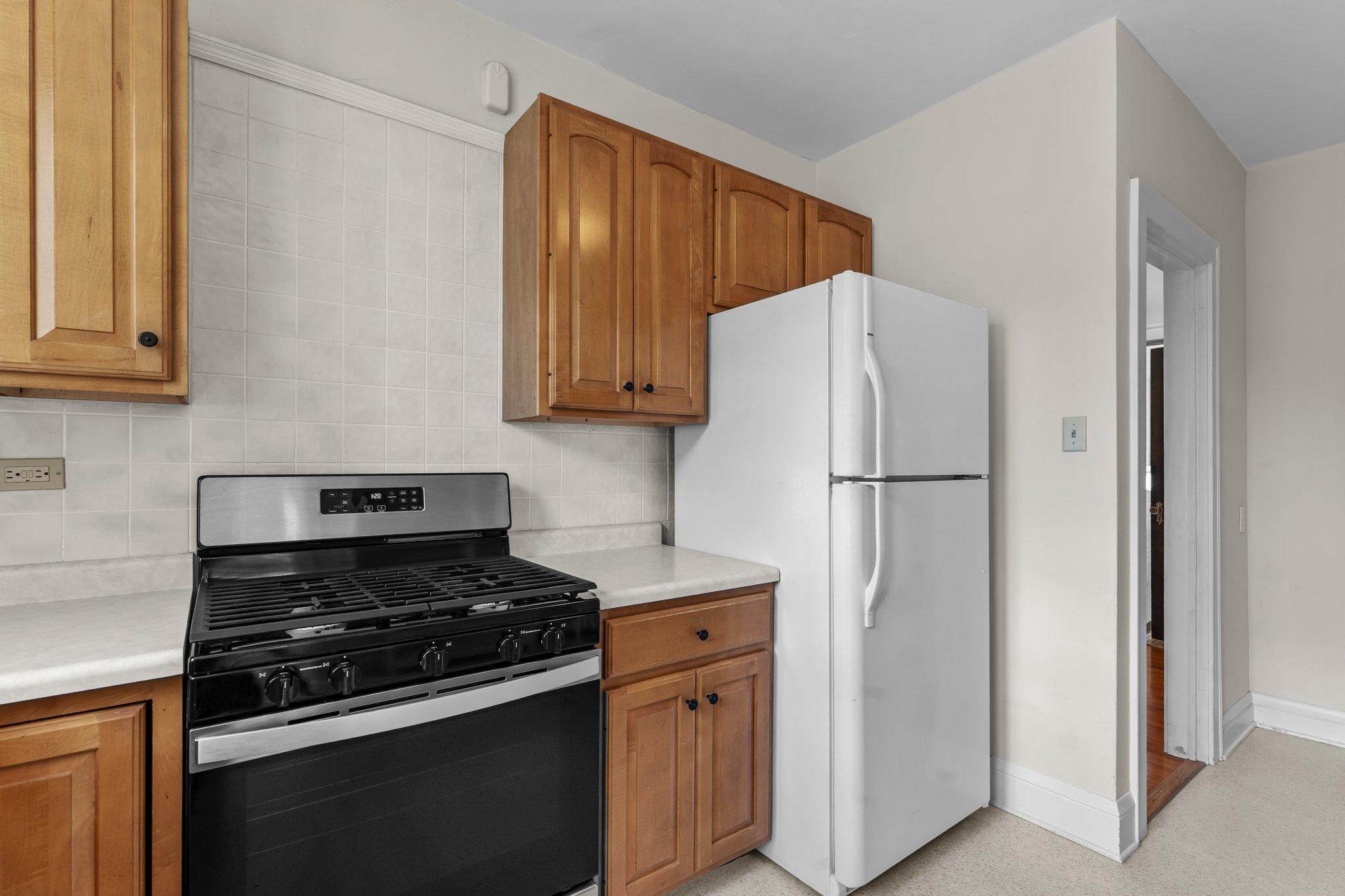 4437 Vincent Avenue S Unit: Upper