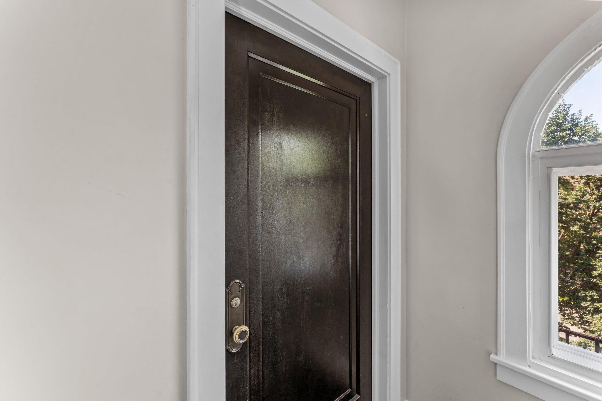 4437 Vincent Avenue S Unit: Upper