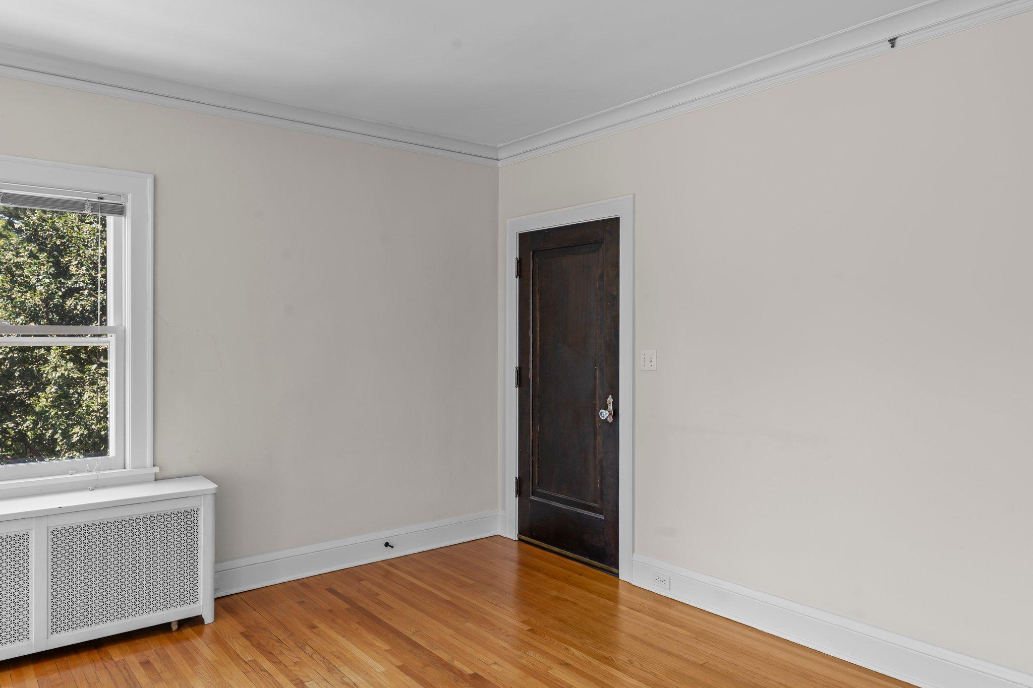 4437 Vincent Avenue S Unit: Upper