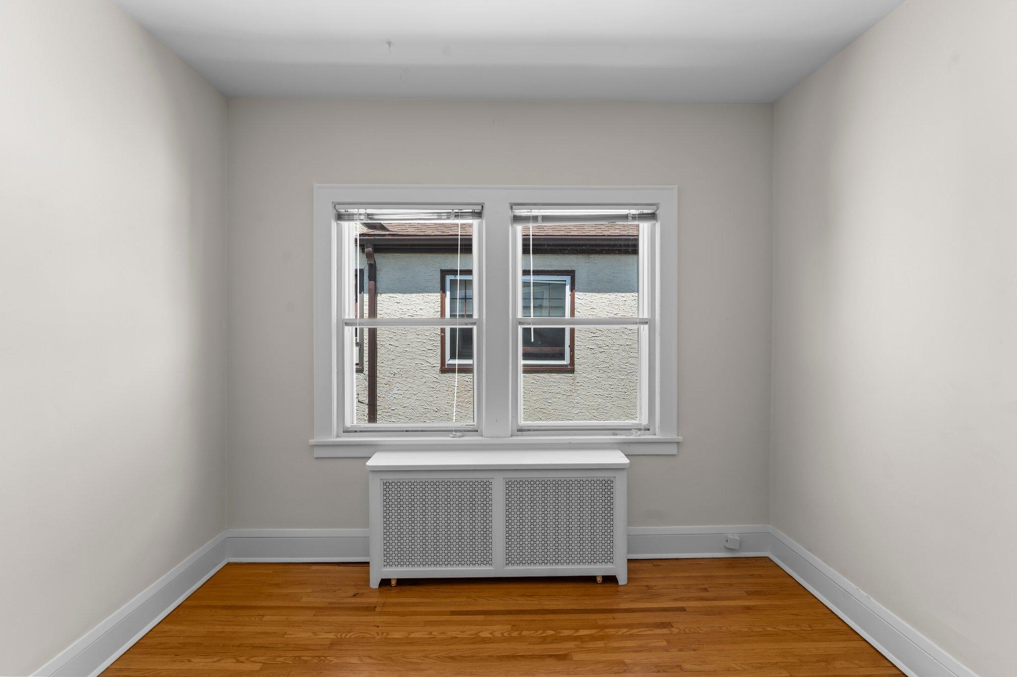 4437 Vincent Avenue S Unit: Upper