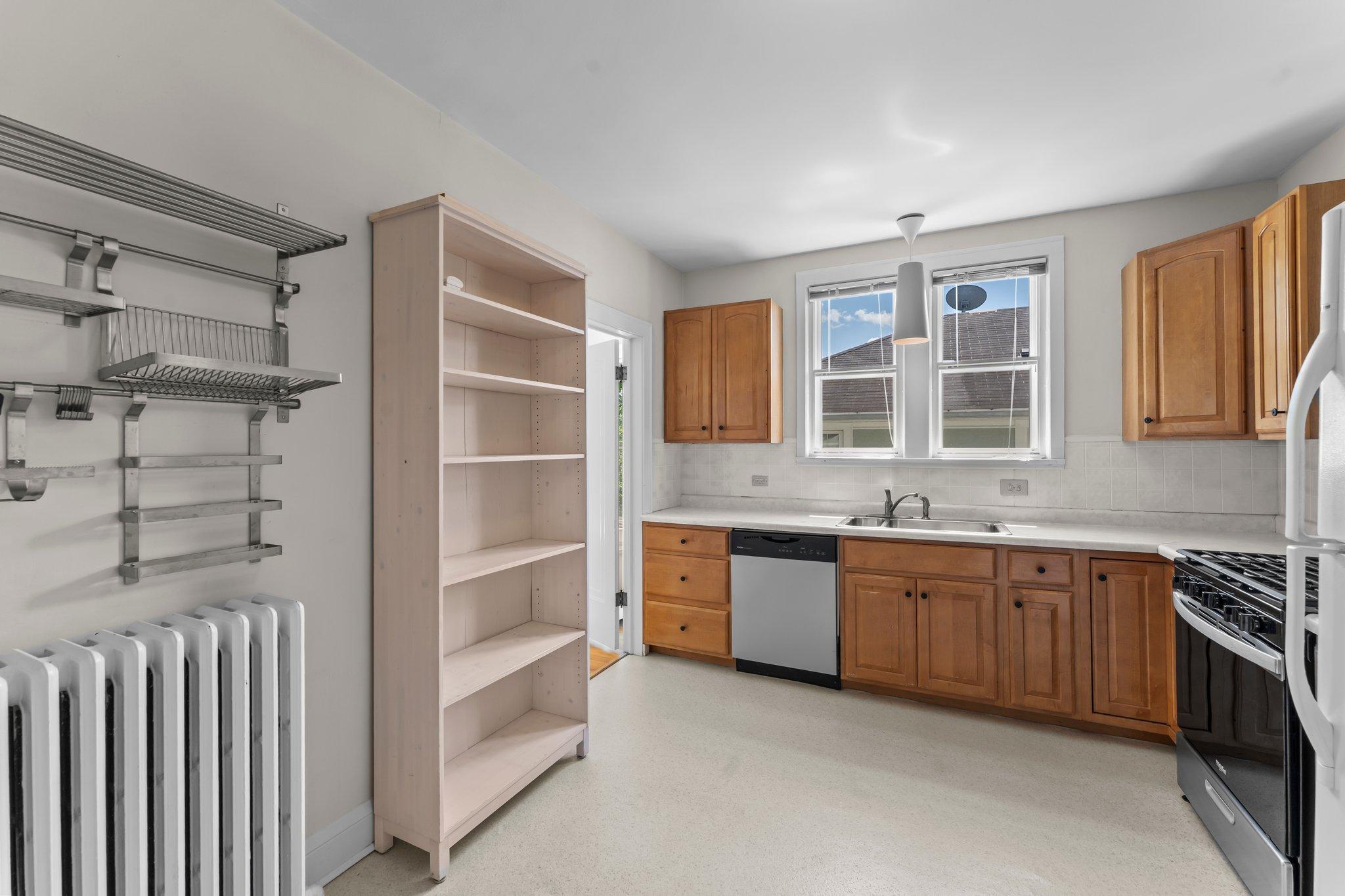 4437 Vincent Avenue S Unit: Upper