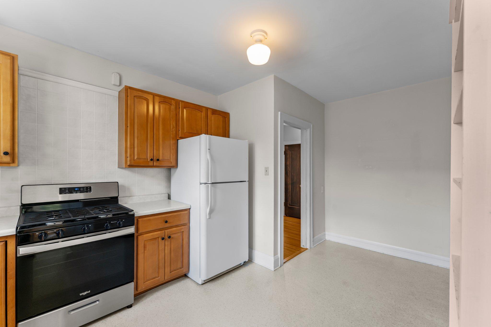 4437 Vincent Avenue S Unit: Upper