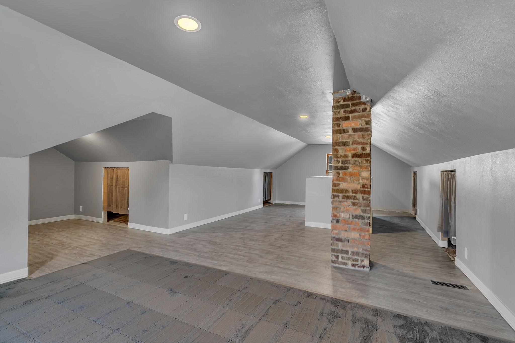 1009 4th Street SW