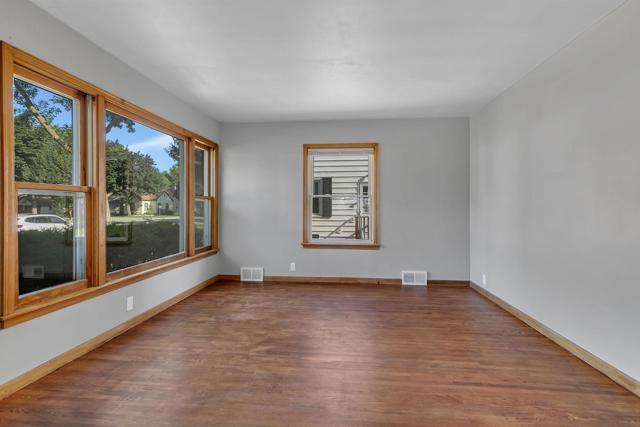 1009 4th Street SW
