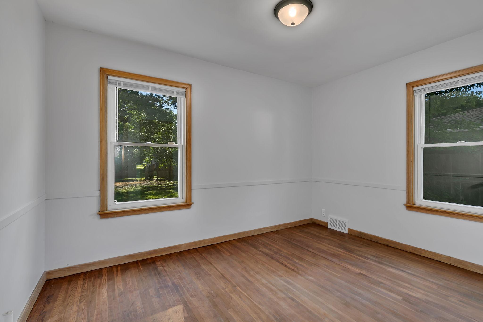 1009 4th Street SW