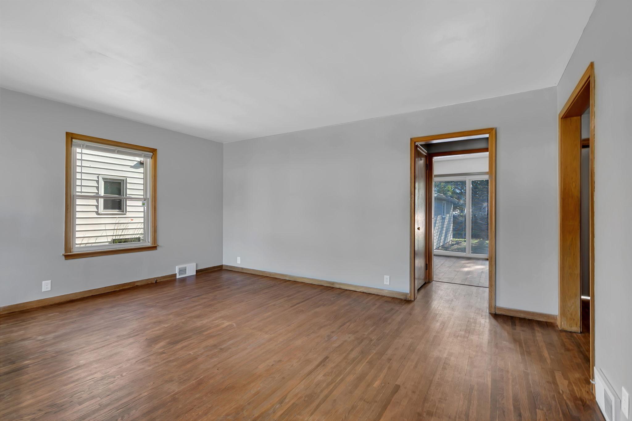 1009 4th Street SW