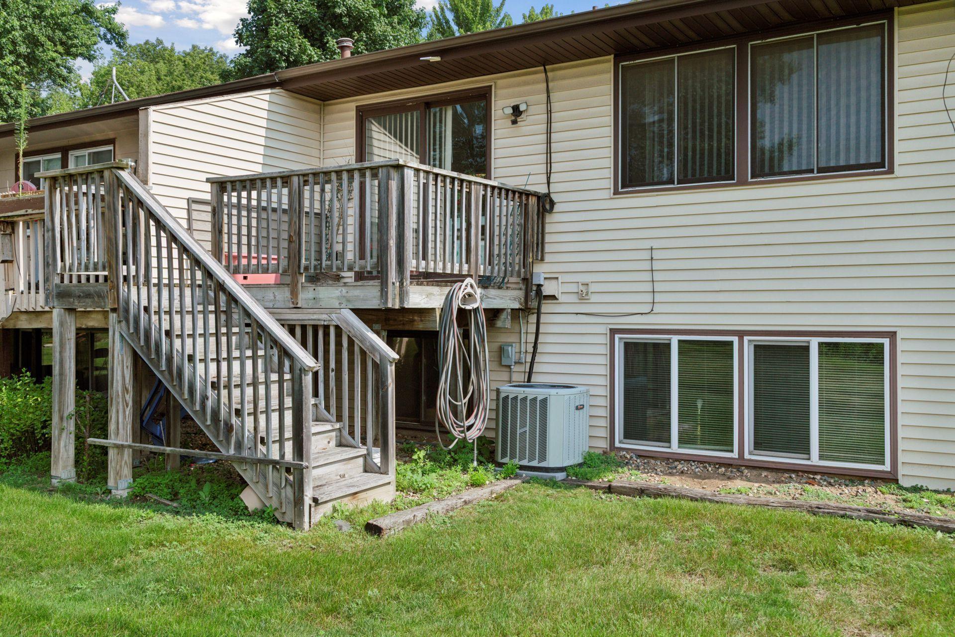 4595 Cantebury Circle