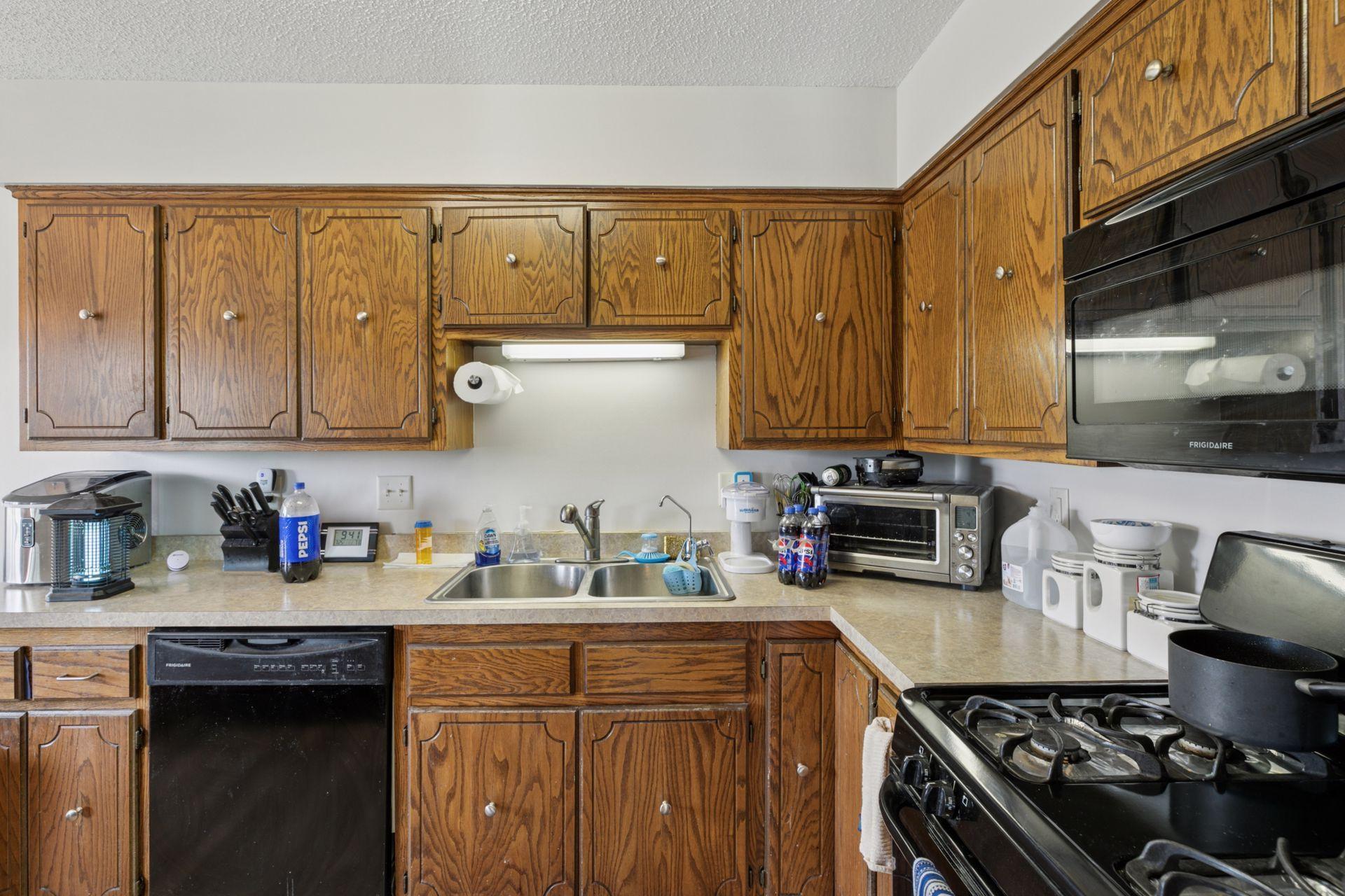 4595 Cantebury Circle