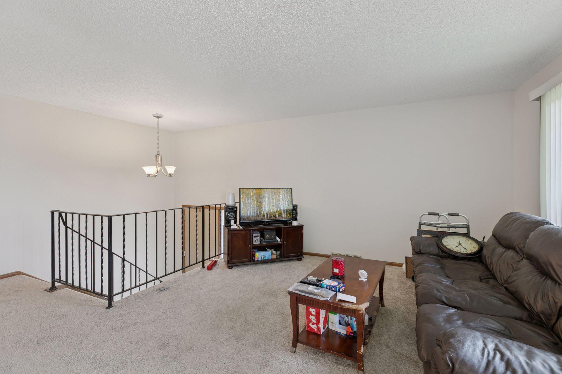 4595 Cantebury Circle