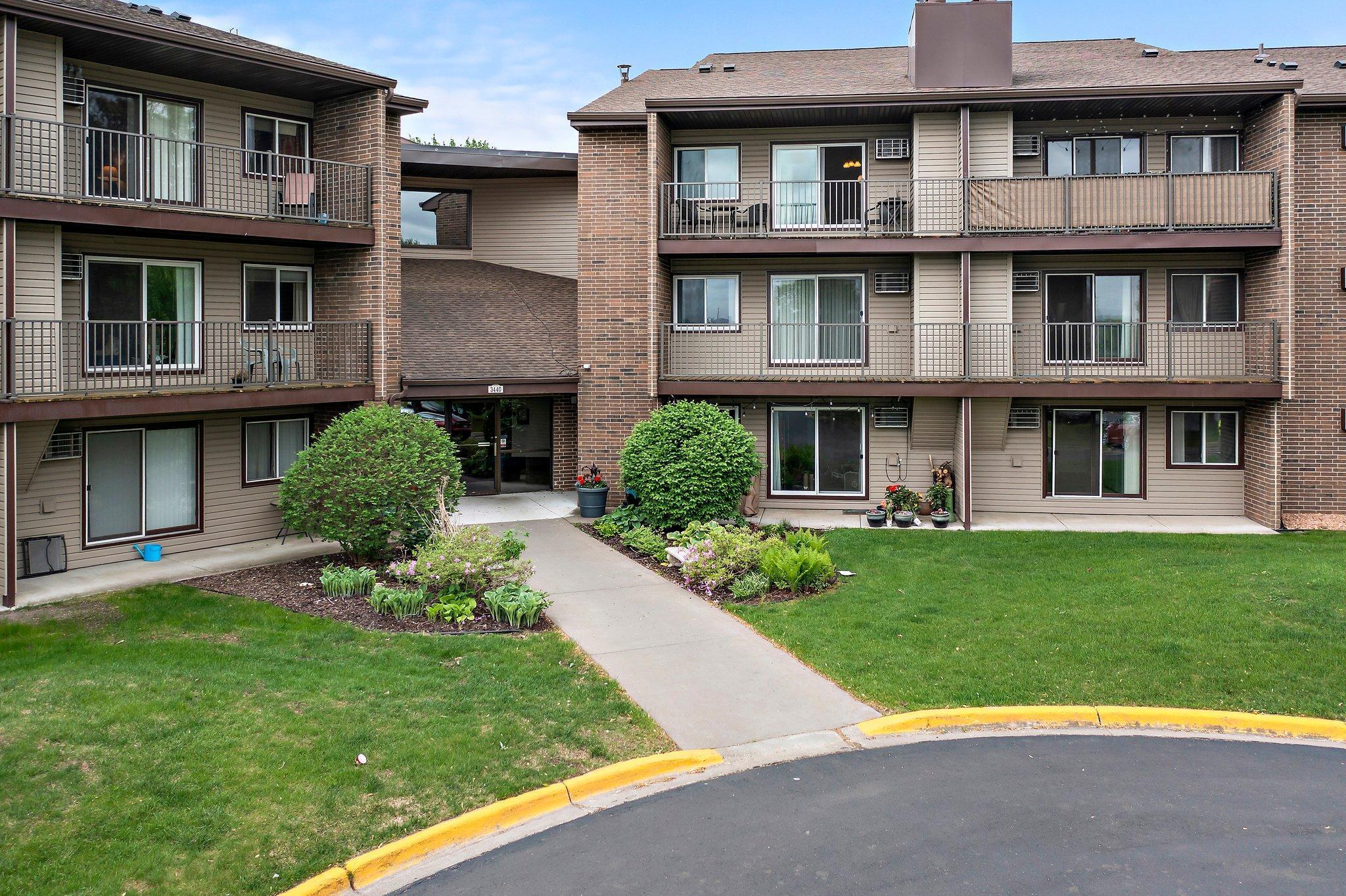 3440 Golfview Drive Unit: 318