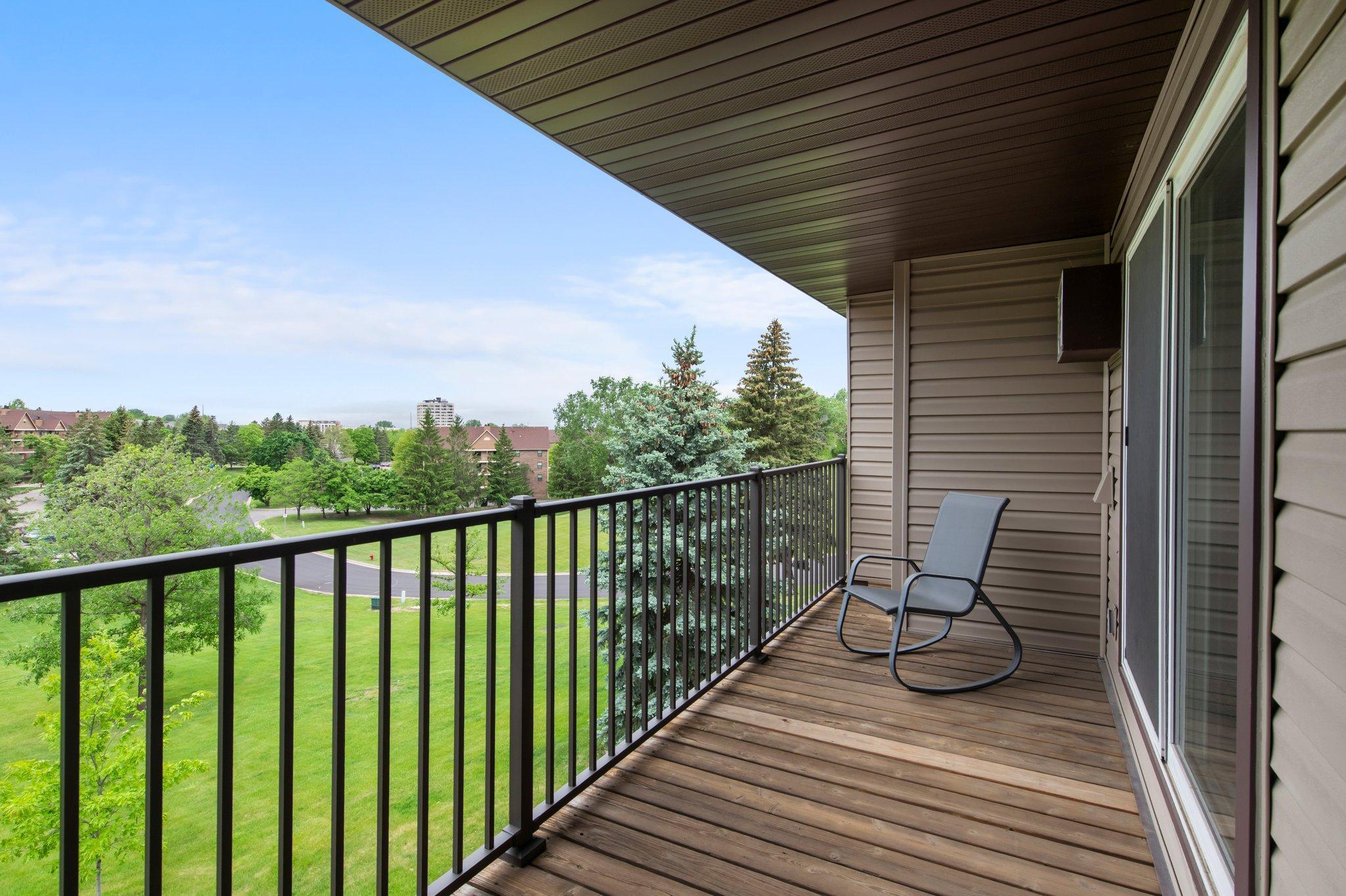 3440 Golfview Drive Unit: 318