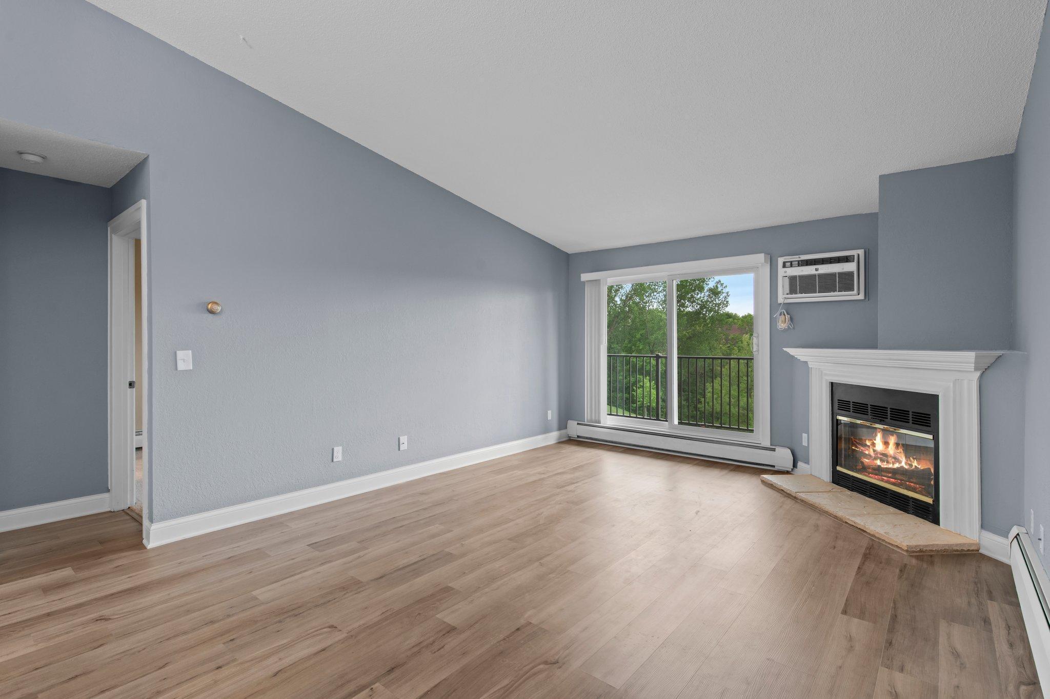 3440 Golfview Drive Unit: 318