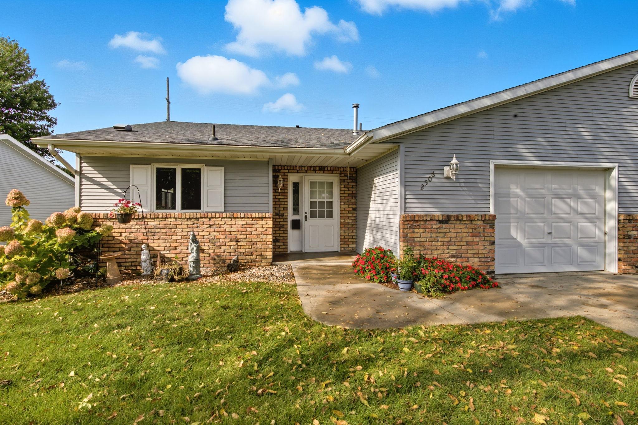 2506 9th Street SW