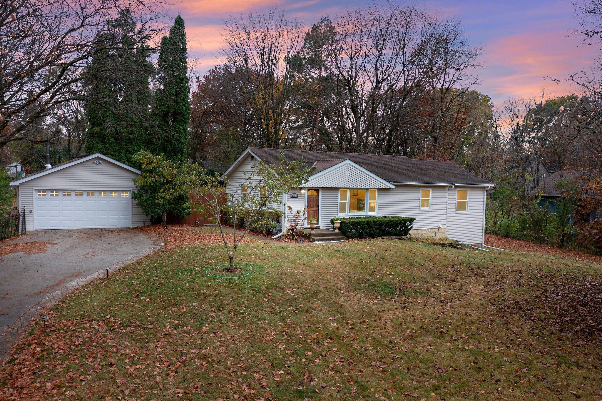 15803 Sunset Road
