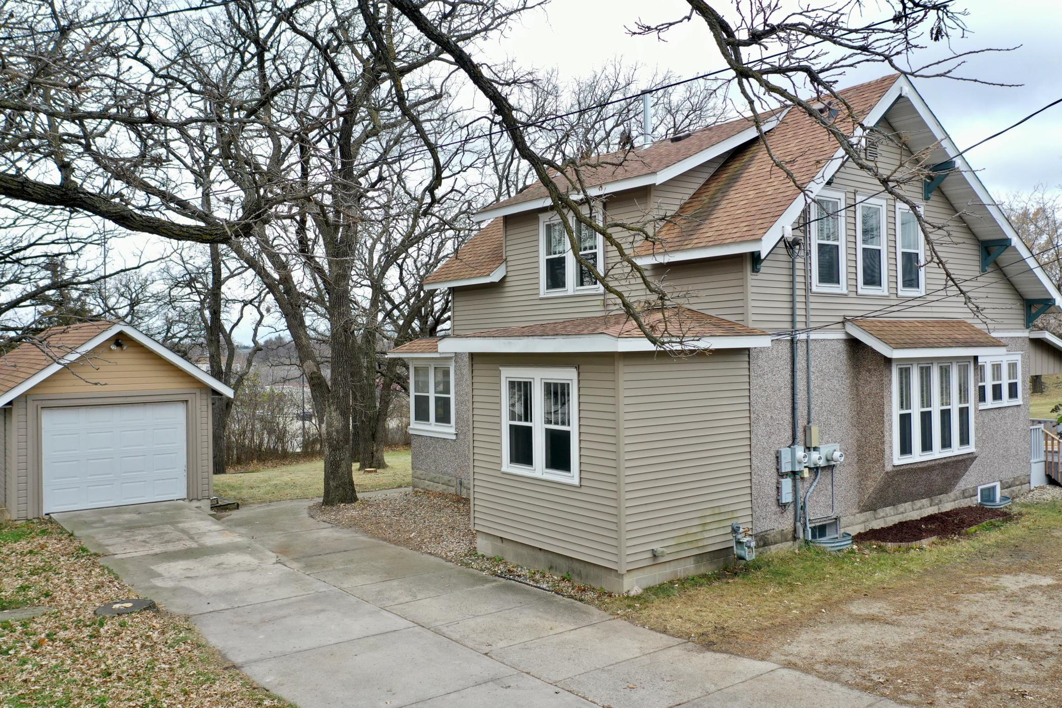117 Main Street N