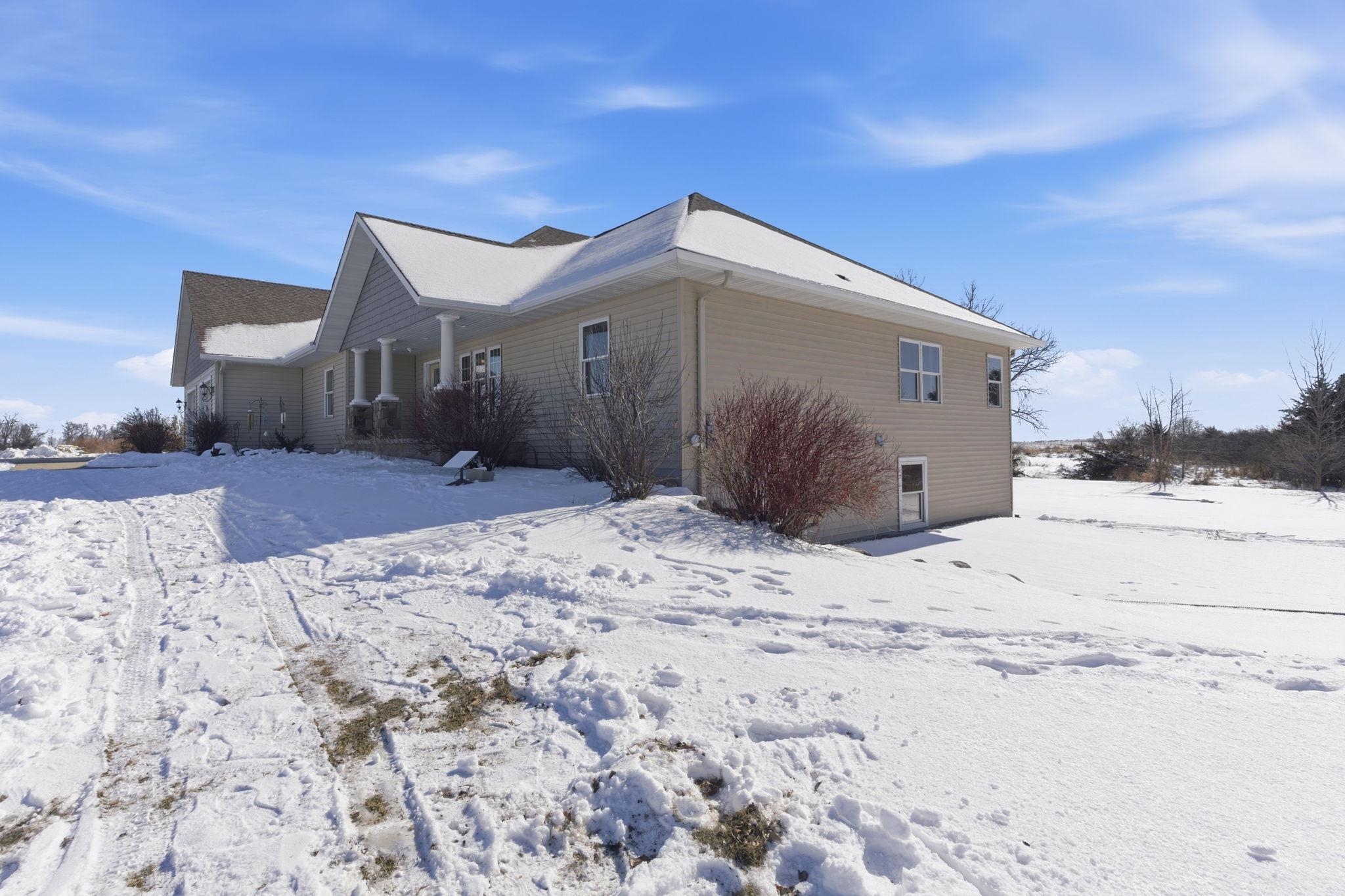 17216 County Road 5 NW