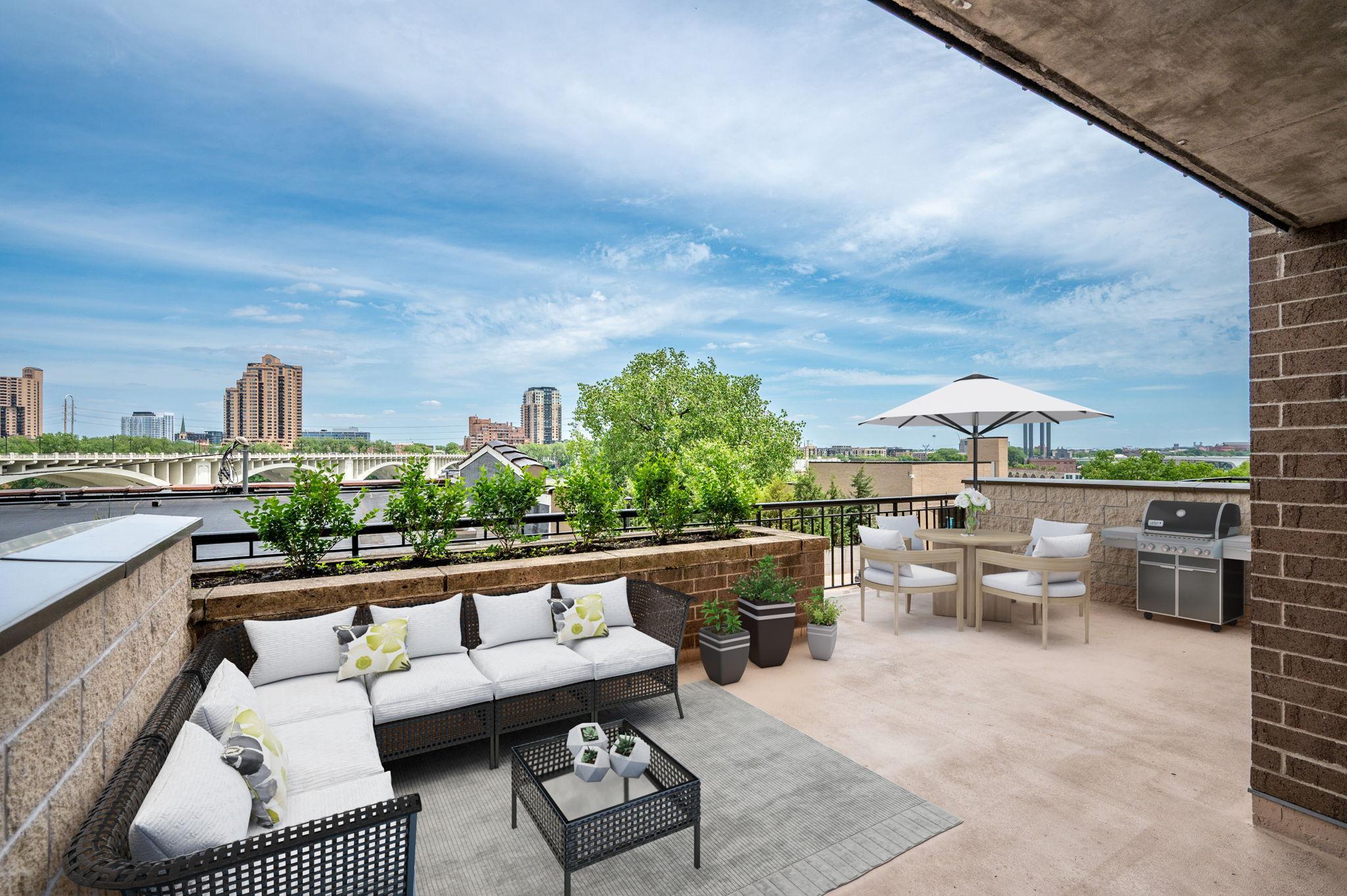 401 1ST Street S Unit: 117